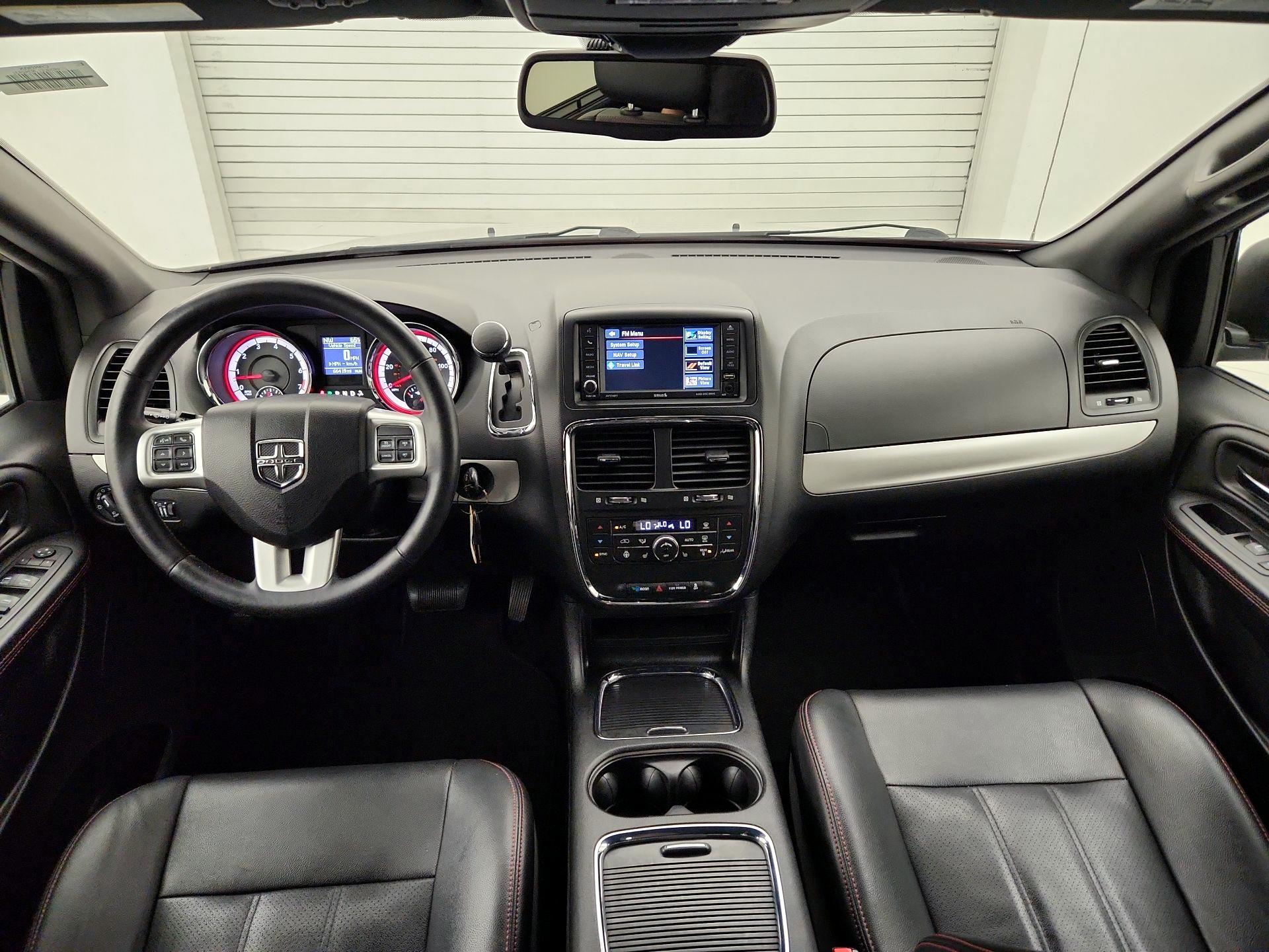 Thumbnail: 2018 Dodge Grand Caravan - 9