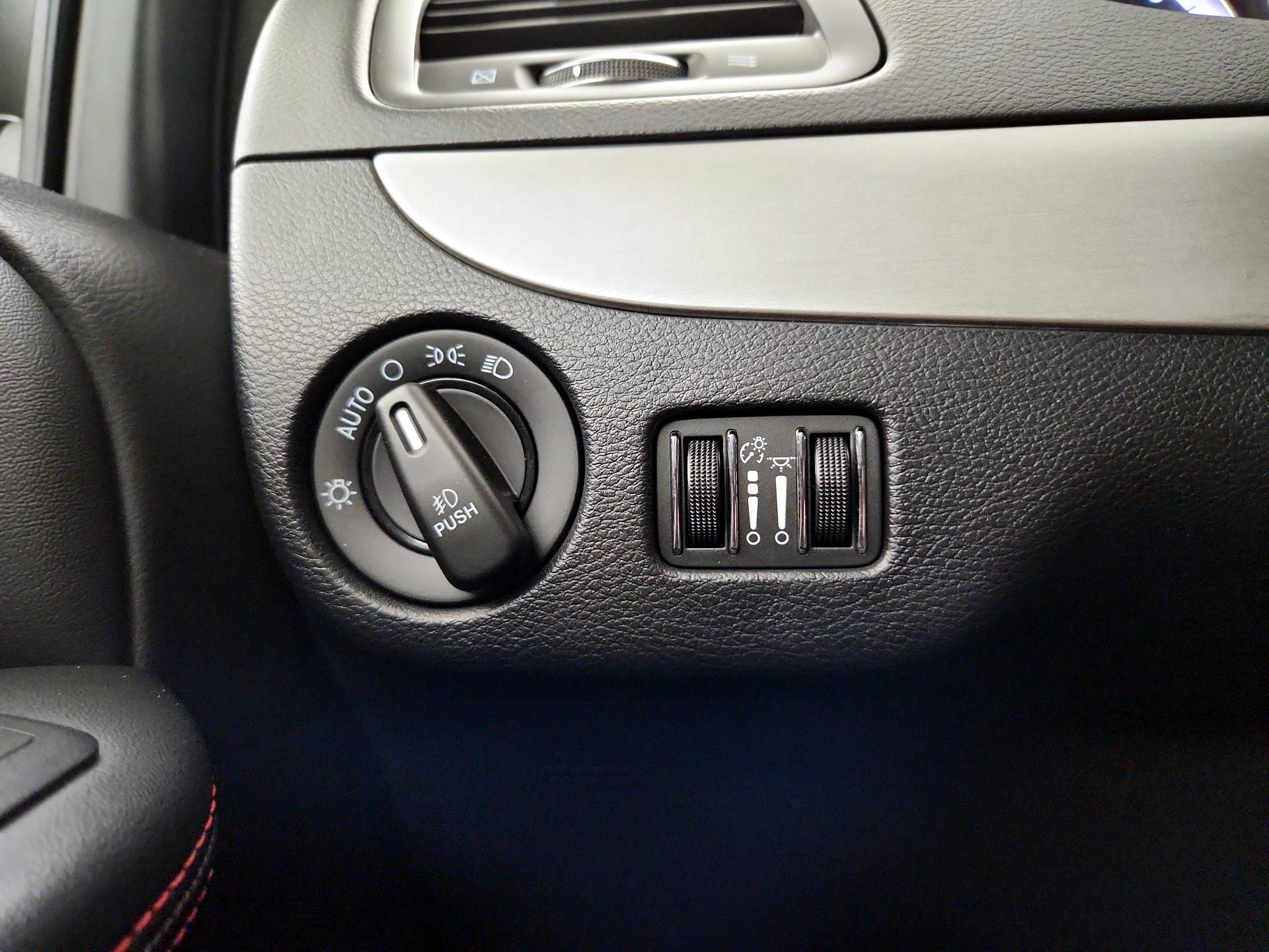 Thumbnail: 2018 Dodge Grand Caravan - 13