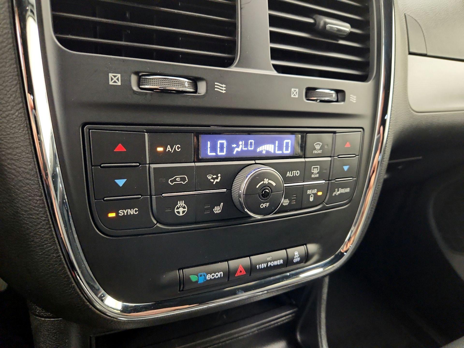 Thumbnail: 2018 Dodge Grand Caravan - 16
