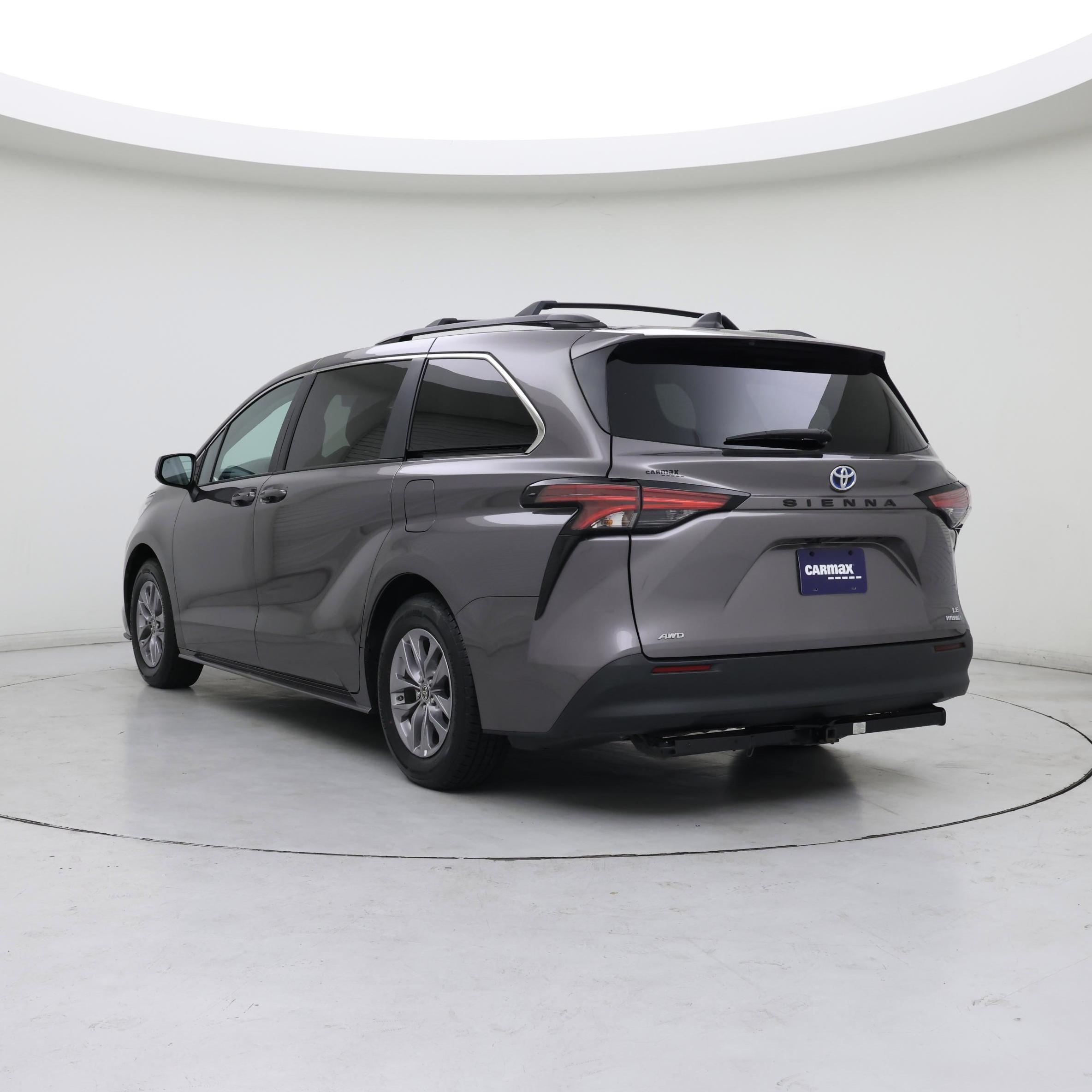 Thumbnail: 2021 Toyota Sienna - 2