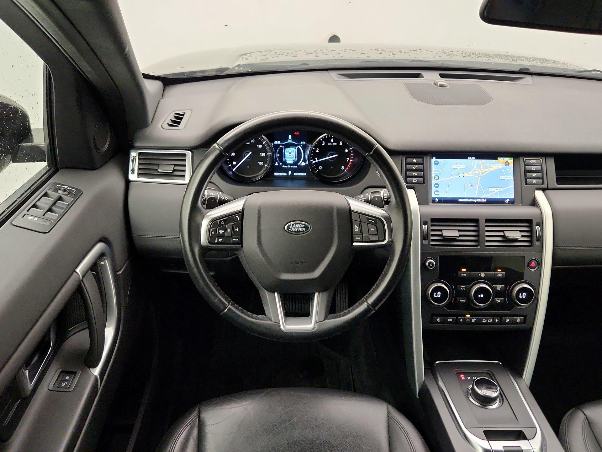 Thumbnail: 2019 Land Rover Discovery Sport - 10