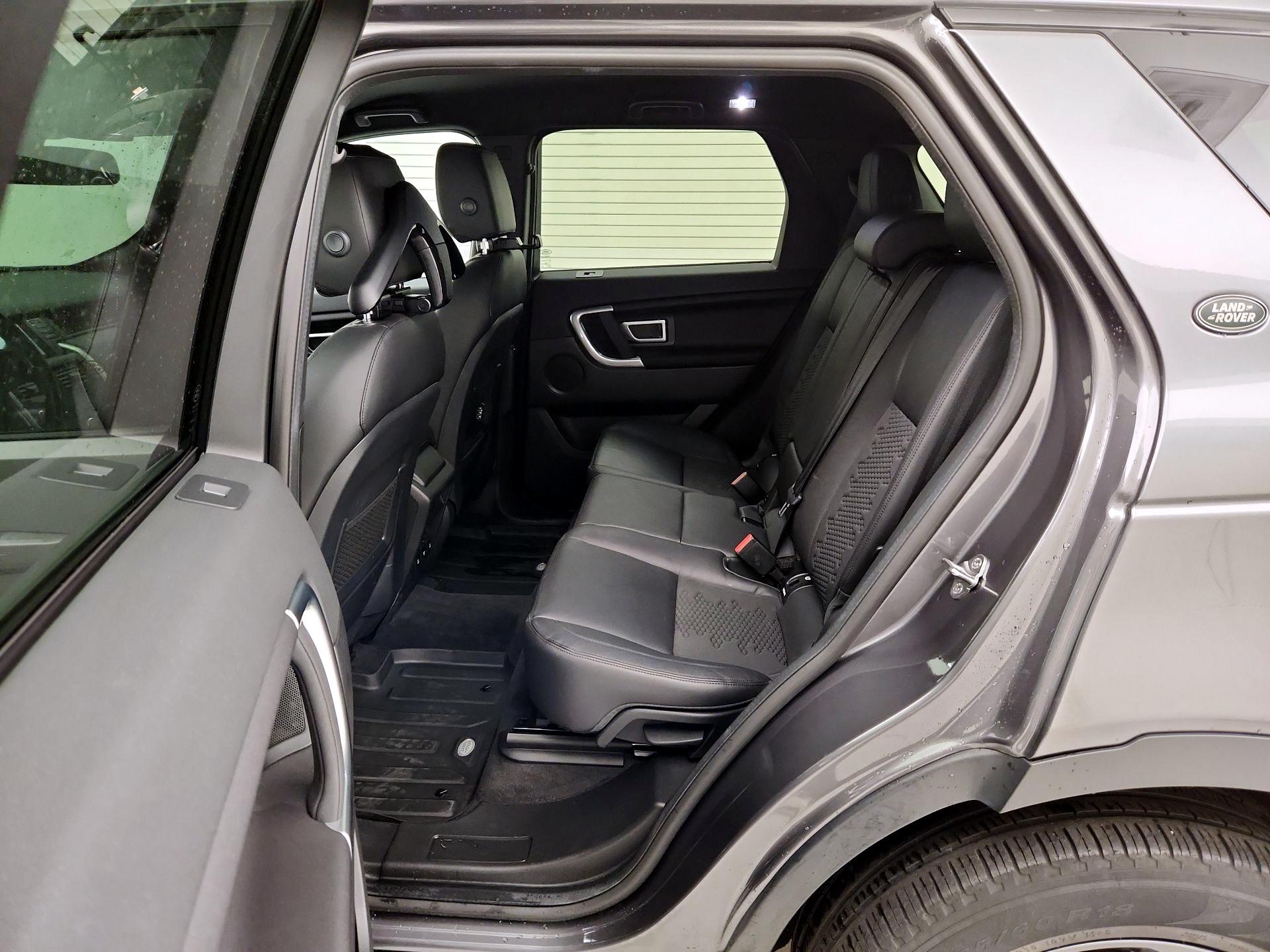Thumbnail: 2019 Land Rover Discovery Sport - 20