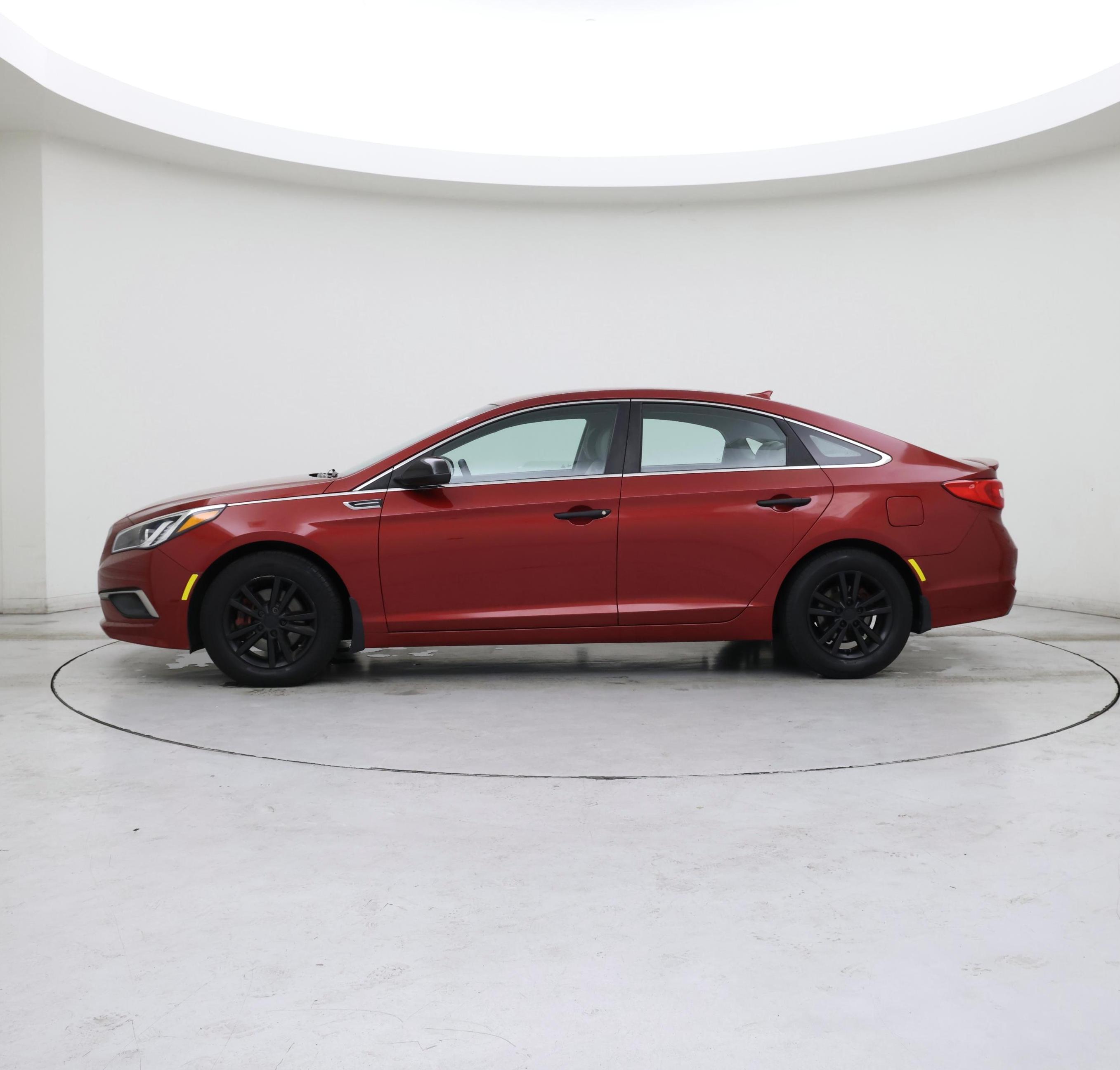Thumbnail: 2016 Hyundai Sonata - 3
