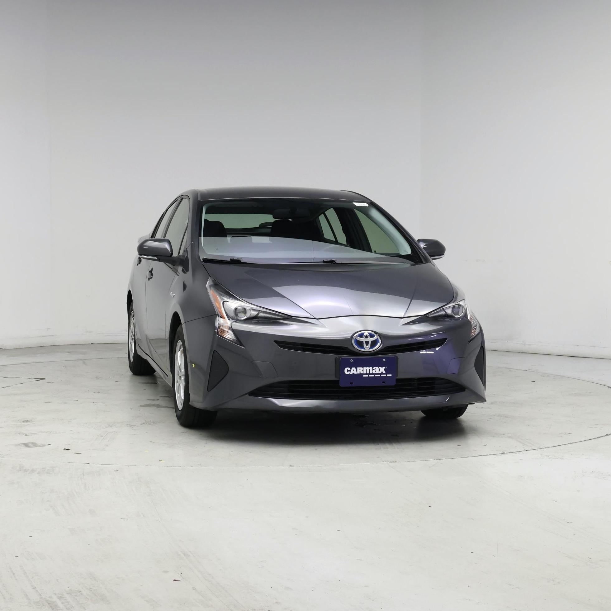 Thumbnail: 2016 Toyota Prius - 5