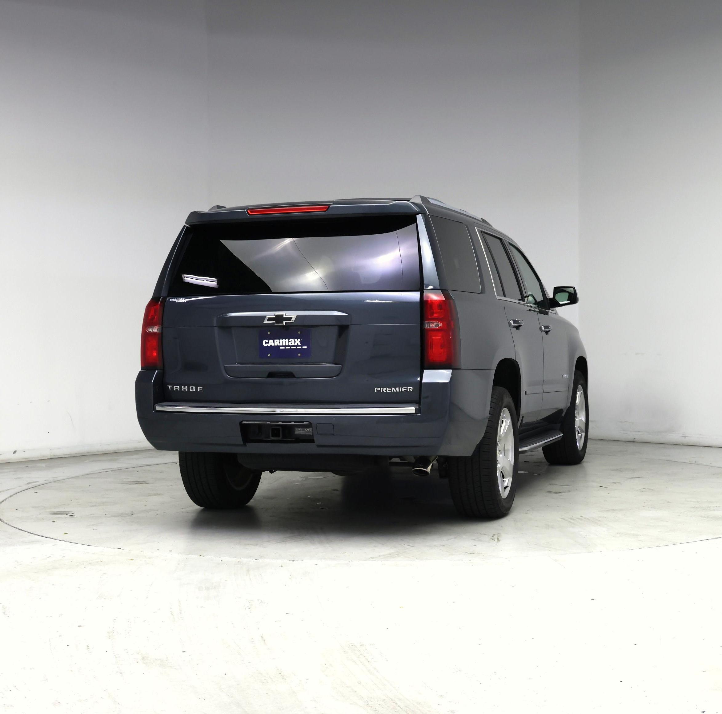 Thumbnail: 2019 Chevrolet Tahoe - 8