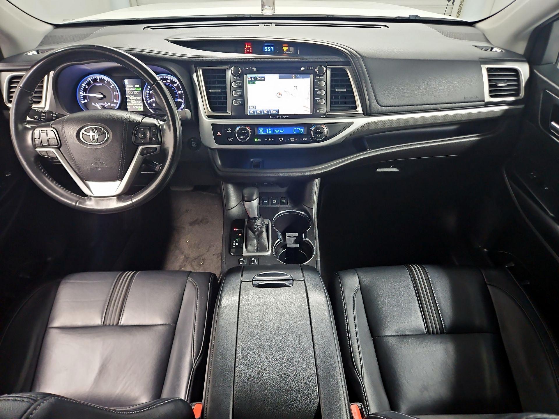 Thumbnail: 2018 Toyota Highlander - 9