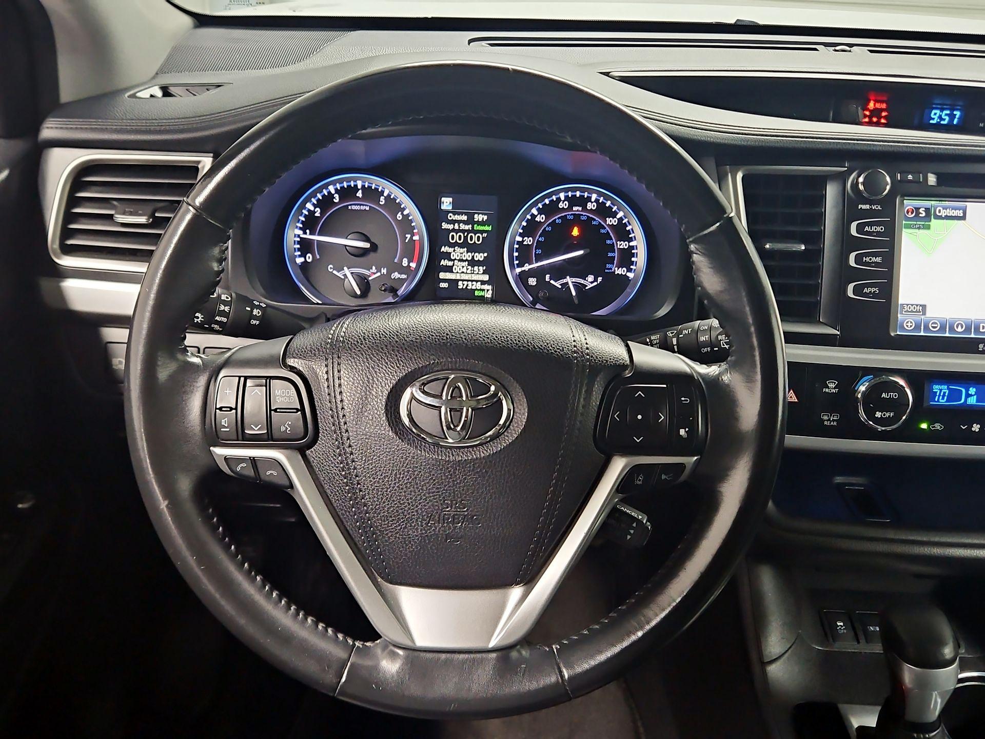 Thumbnail: 2018 Toyota Highlander - 10