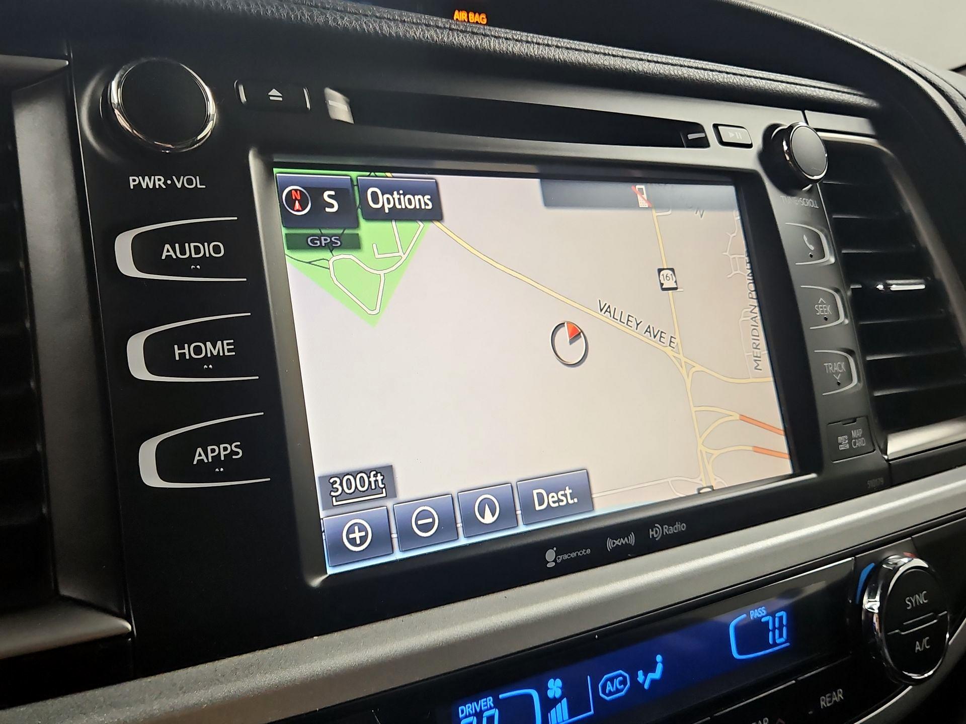 Thumbnail: 2018 Toyota Highlander - 14