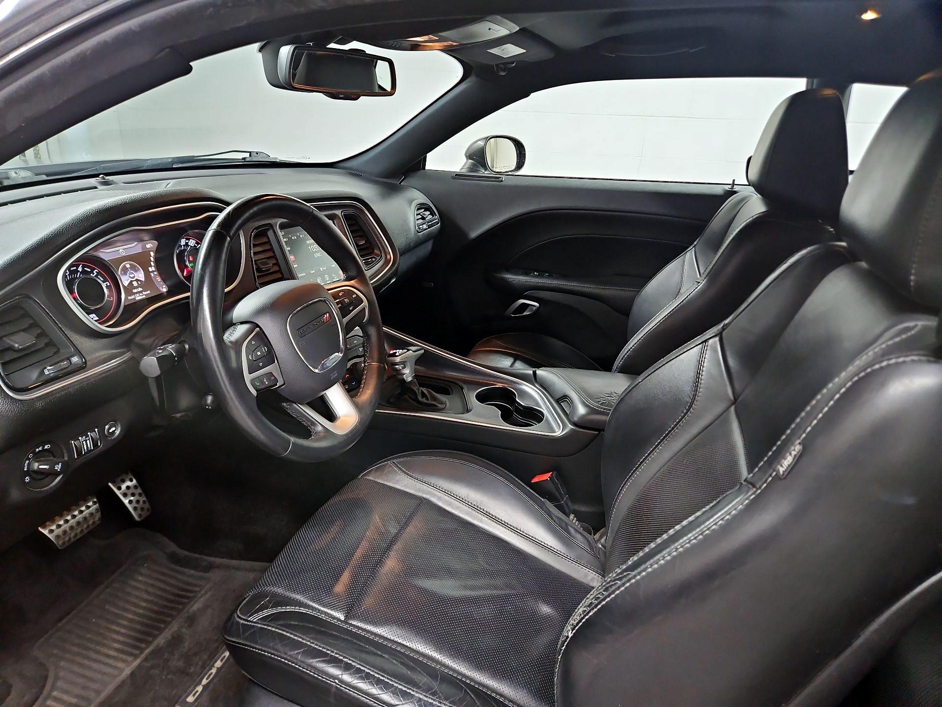 Thumbnail: 2015 Dodge Challenger - 11