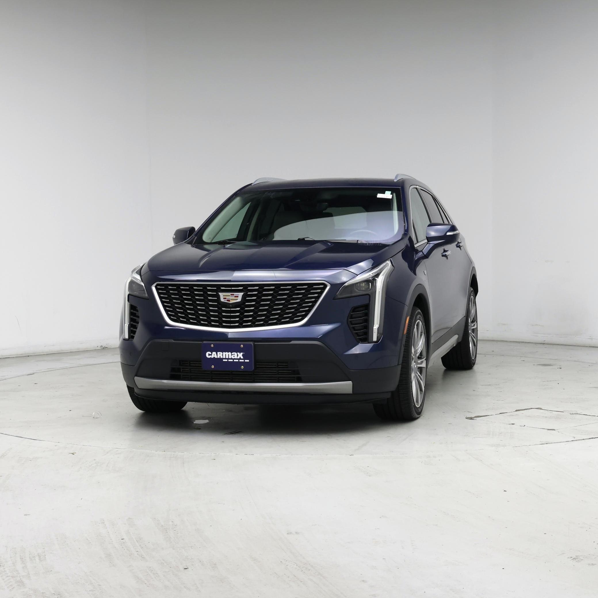 Thumbnail: 2019 Cadillac XT4 - 4