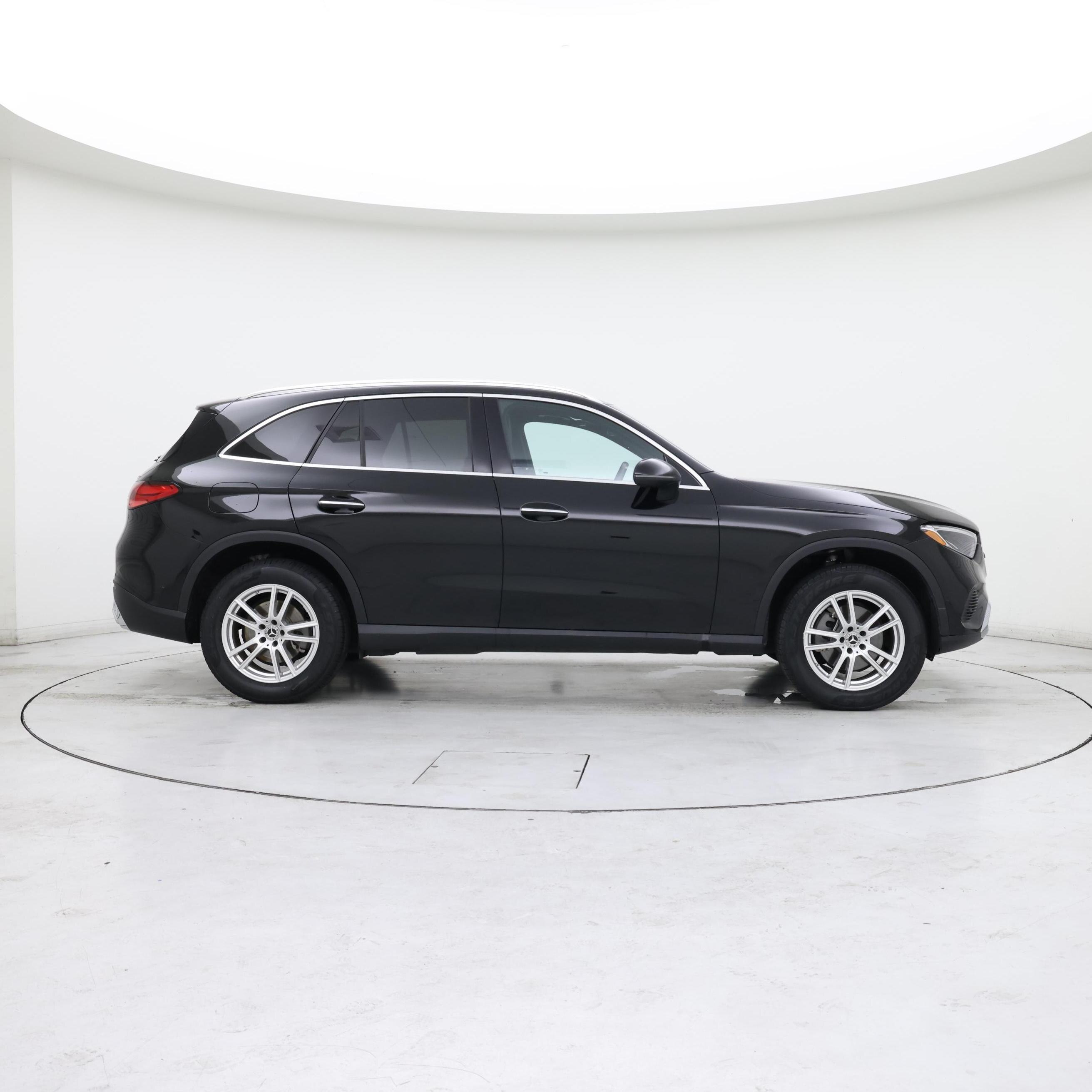 Thumbnail: 2023 Mercedes-Benz GLC - 7
