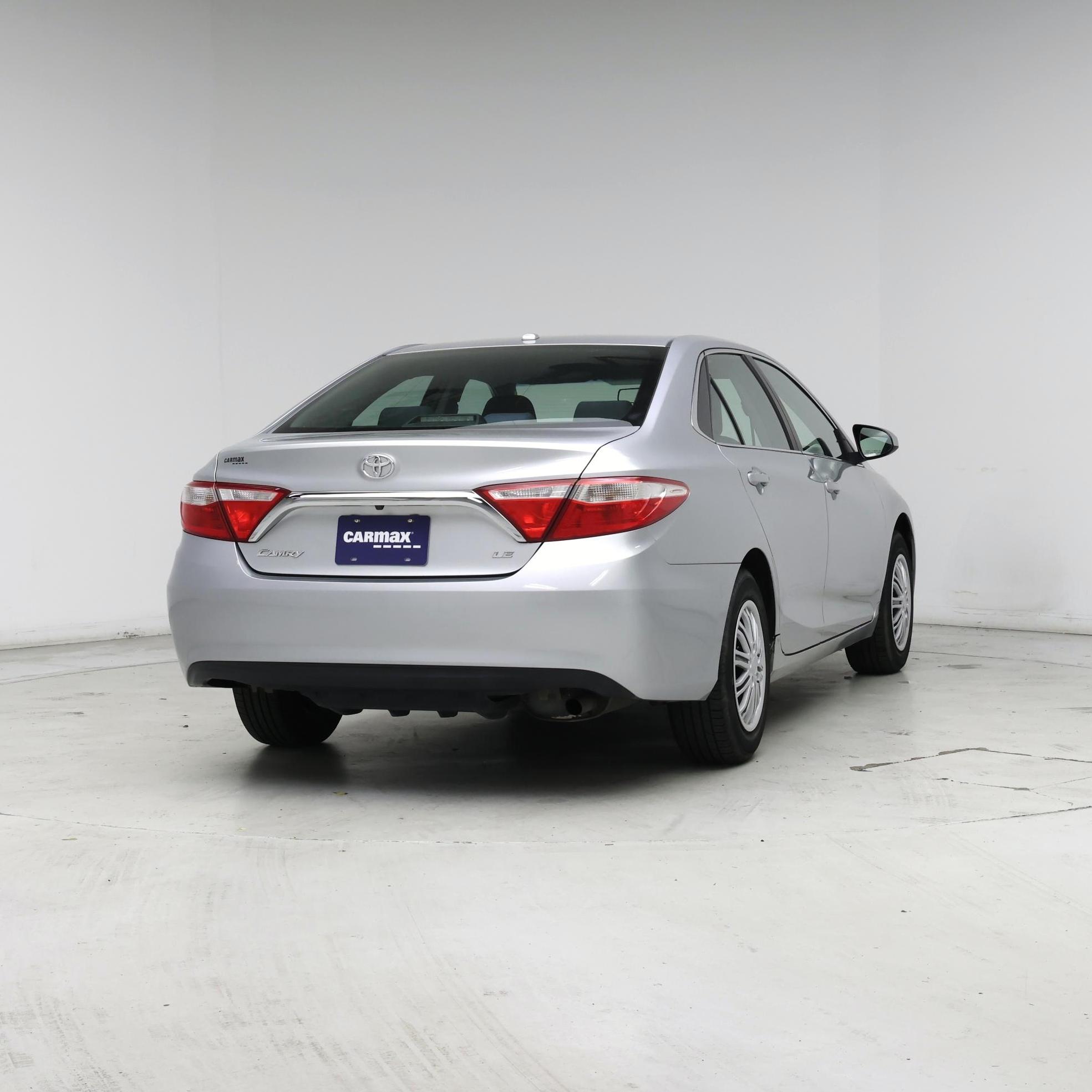 Thumbnail: 2017 Toyota Camry - 8