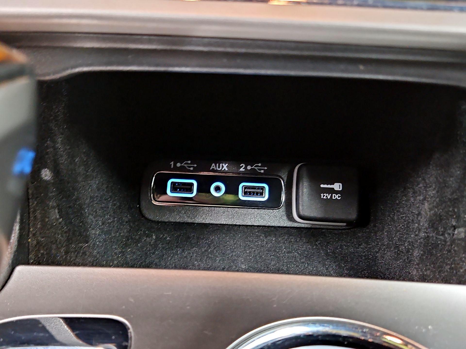 Thumbnail: 2018 Jeep Grand Cherokee - 19