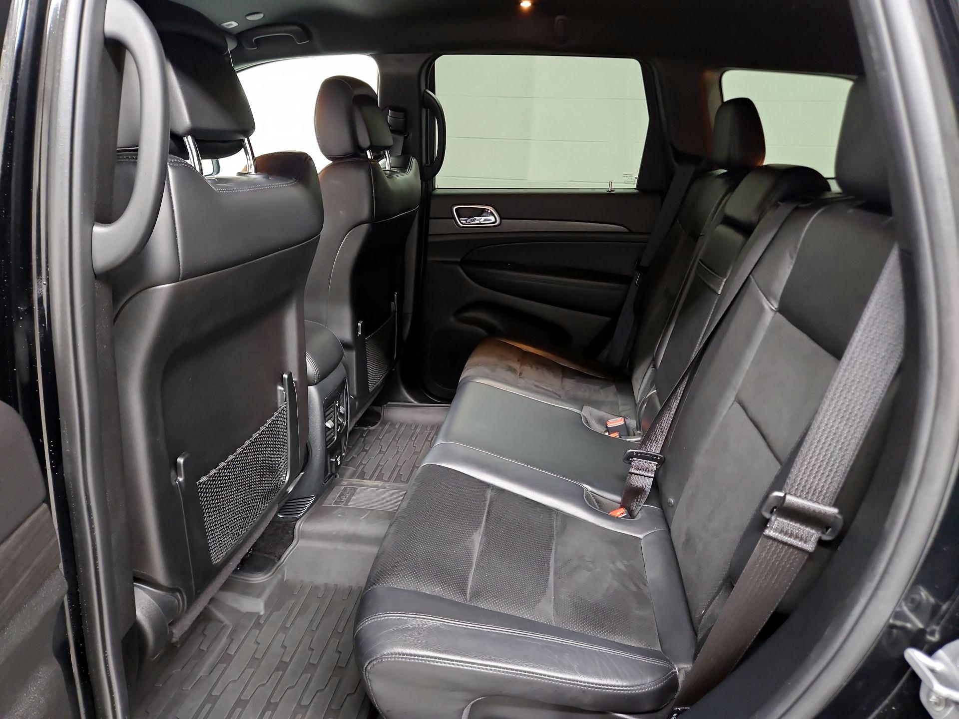 Thumbnail: 2018 Jeep Grand Cherokee - 20