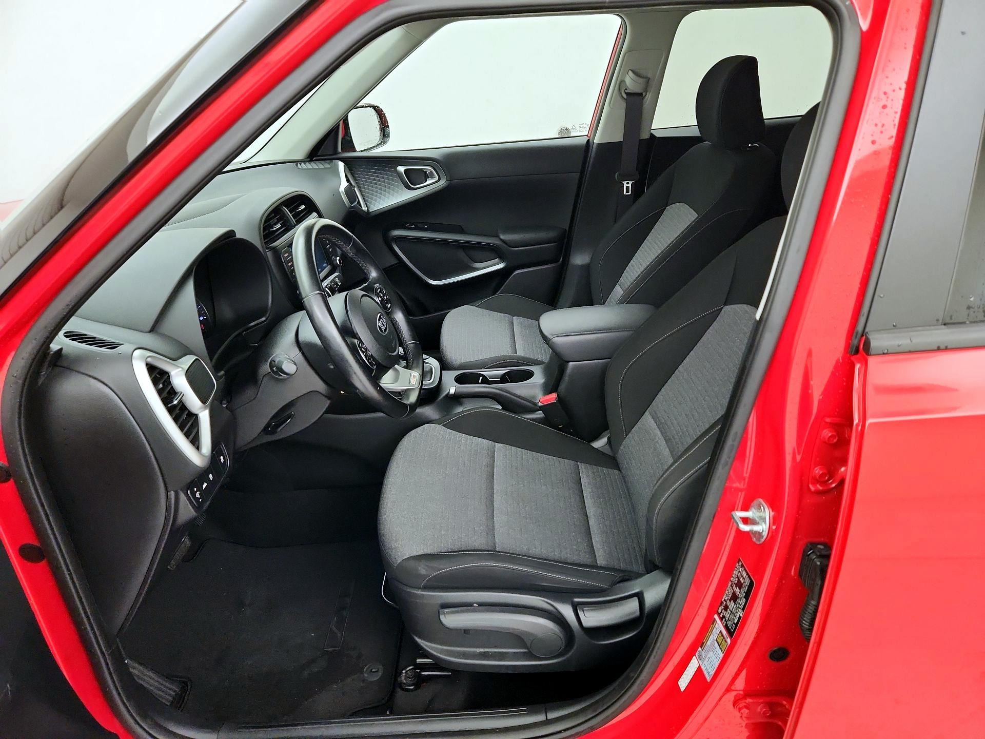 Thumbnail: 2020 Kia Soul - 11