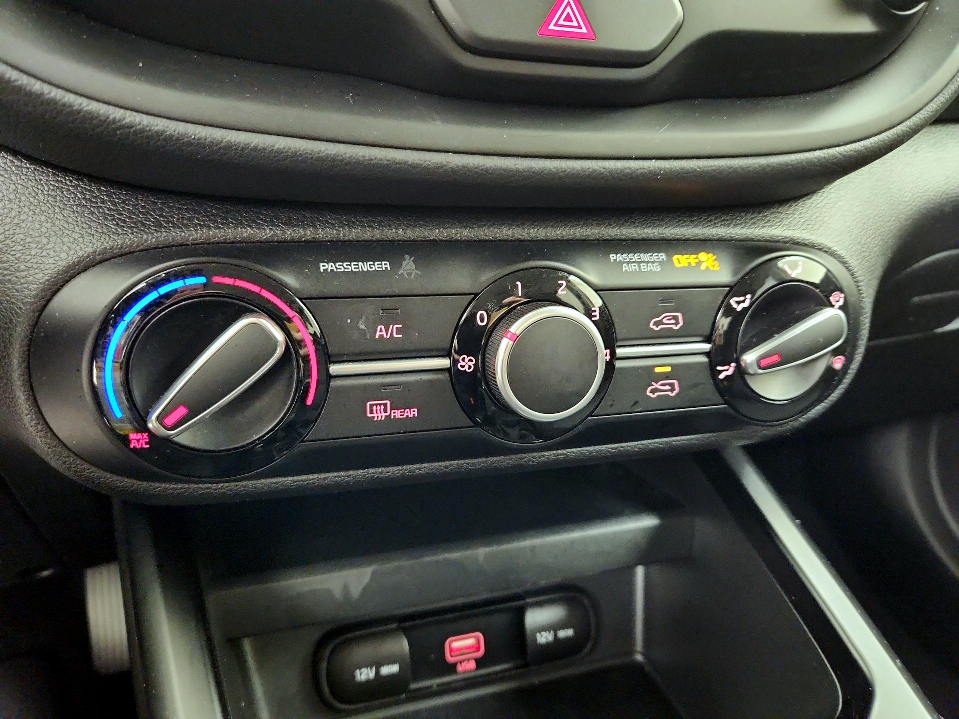 Thumbnail: 2020 Kia Soul - 16