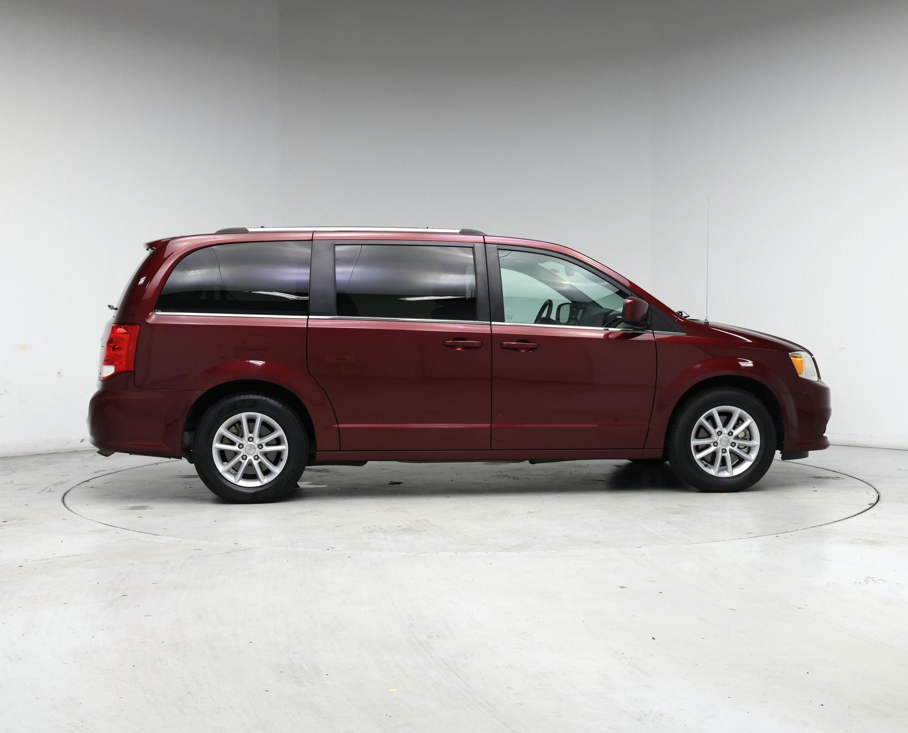 Thumbnail: 2019 Dodge Grand Caravan - 7