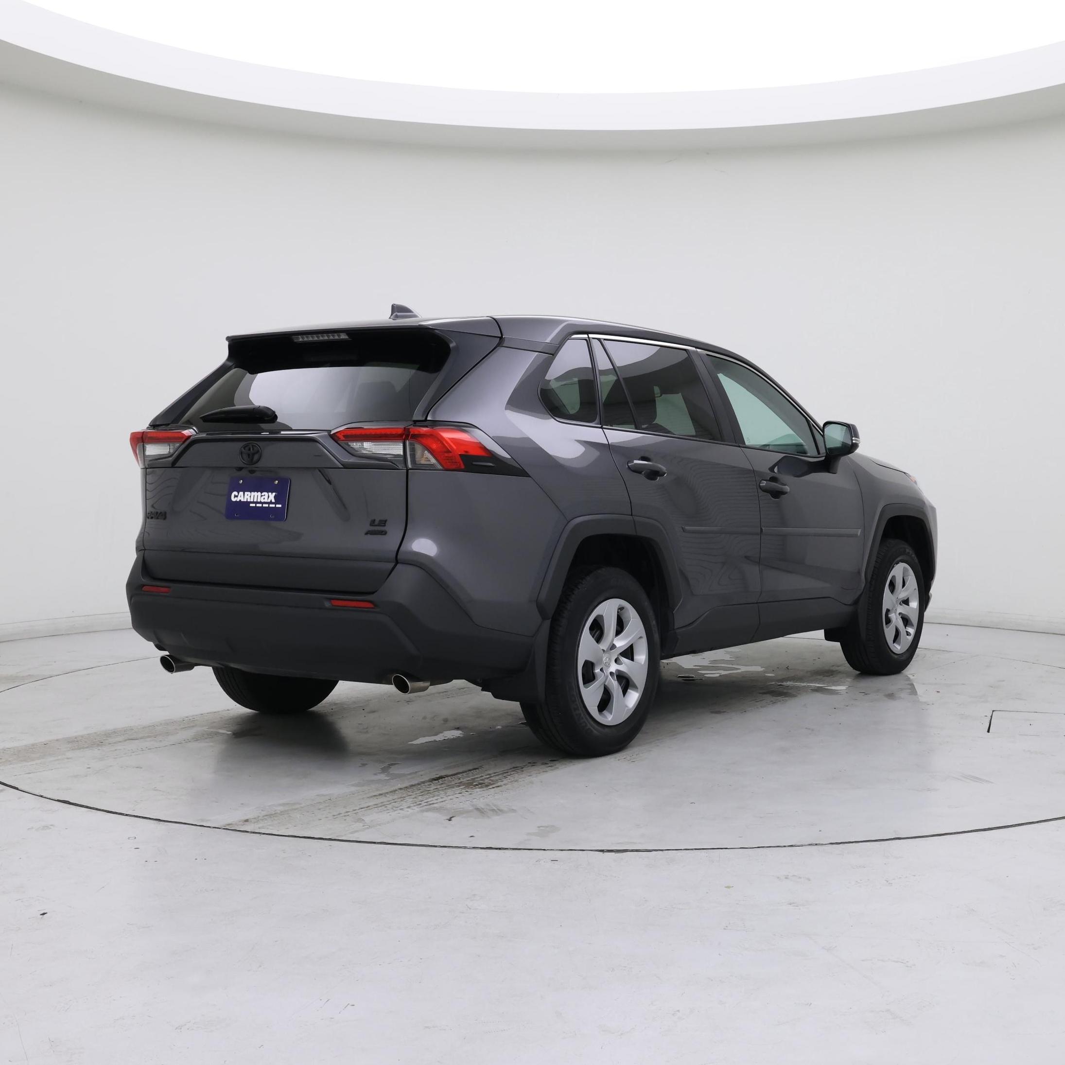 Thumbnail: 2022 Toyota RAV4 - 8