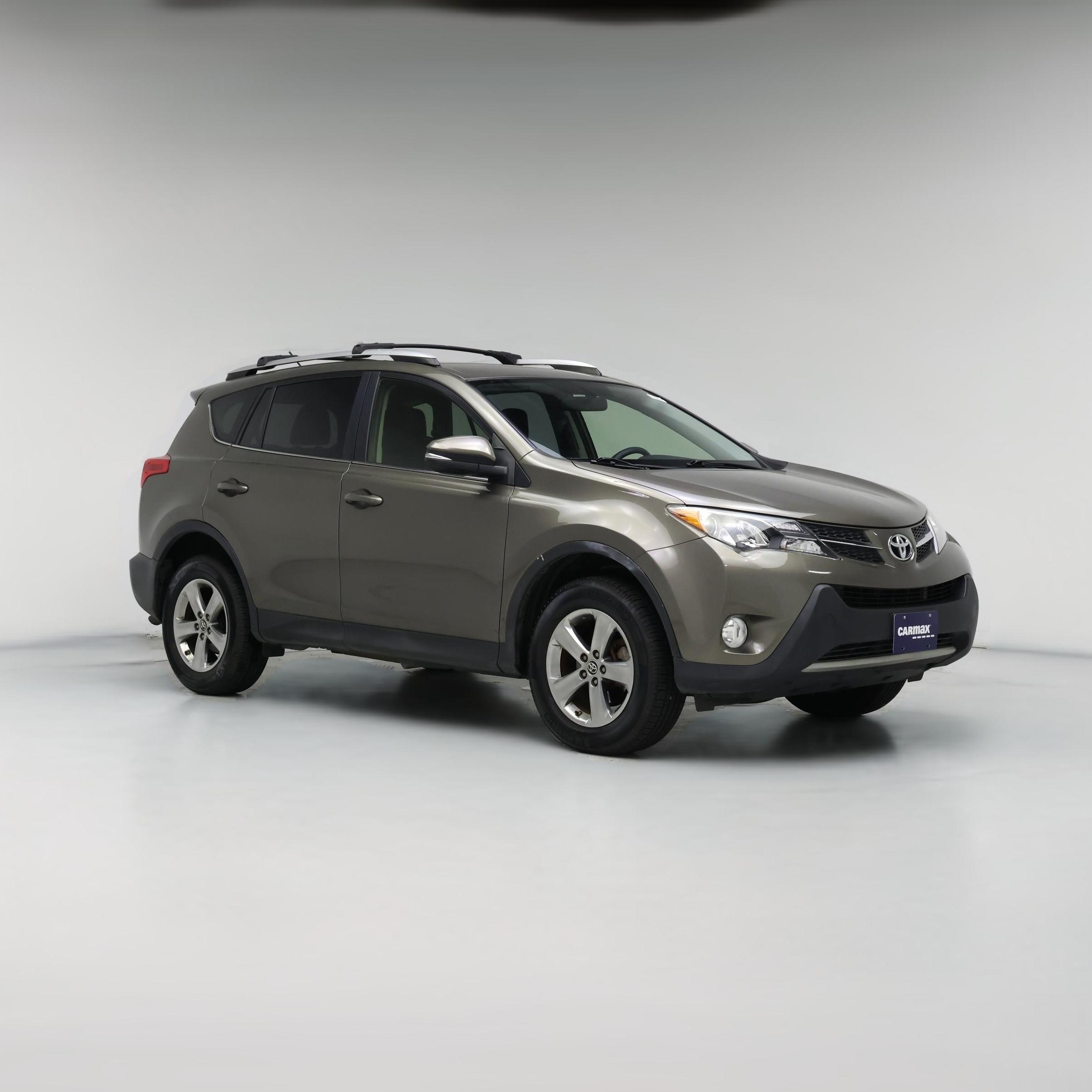 Thumbnail: 2015 Toyota RAV4 - 1