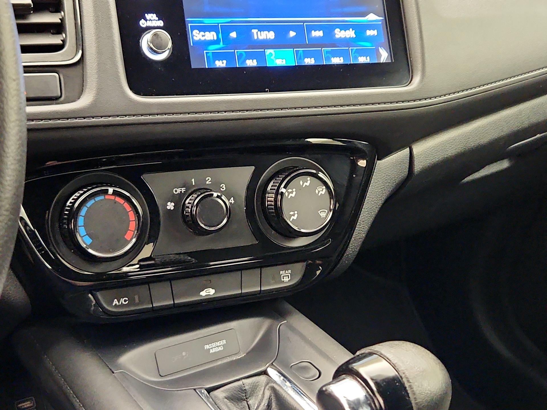 Thumbnail: 2021 Honda HR-V - 16