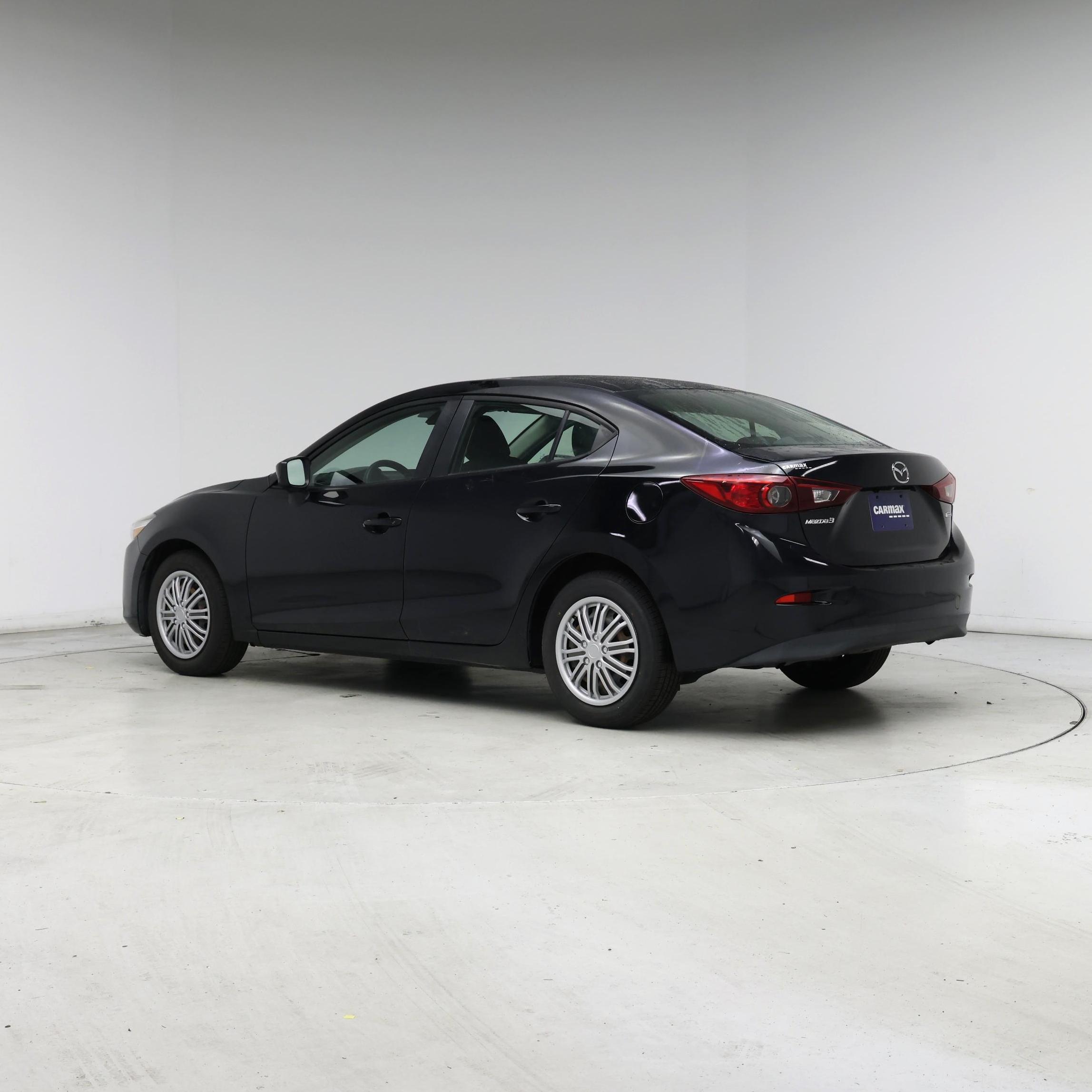 Thumbnail: 2018 Mazda Mazda3 - 2