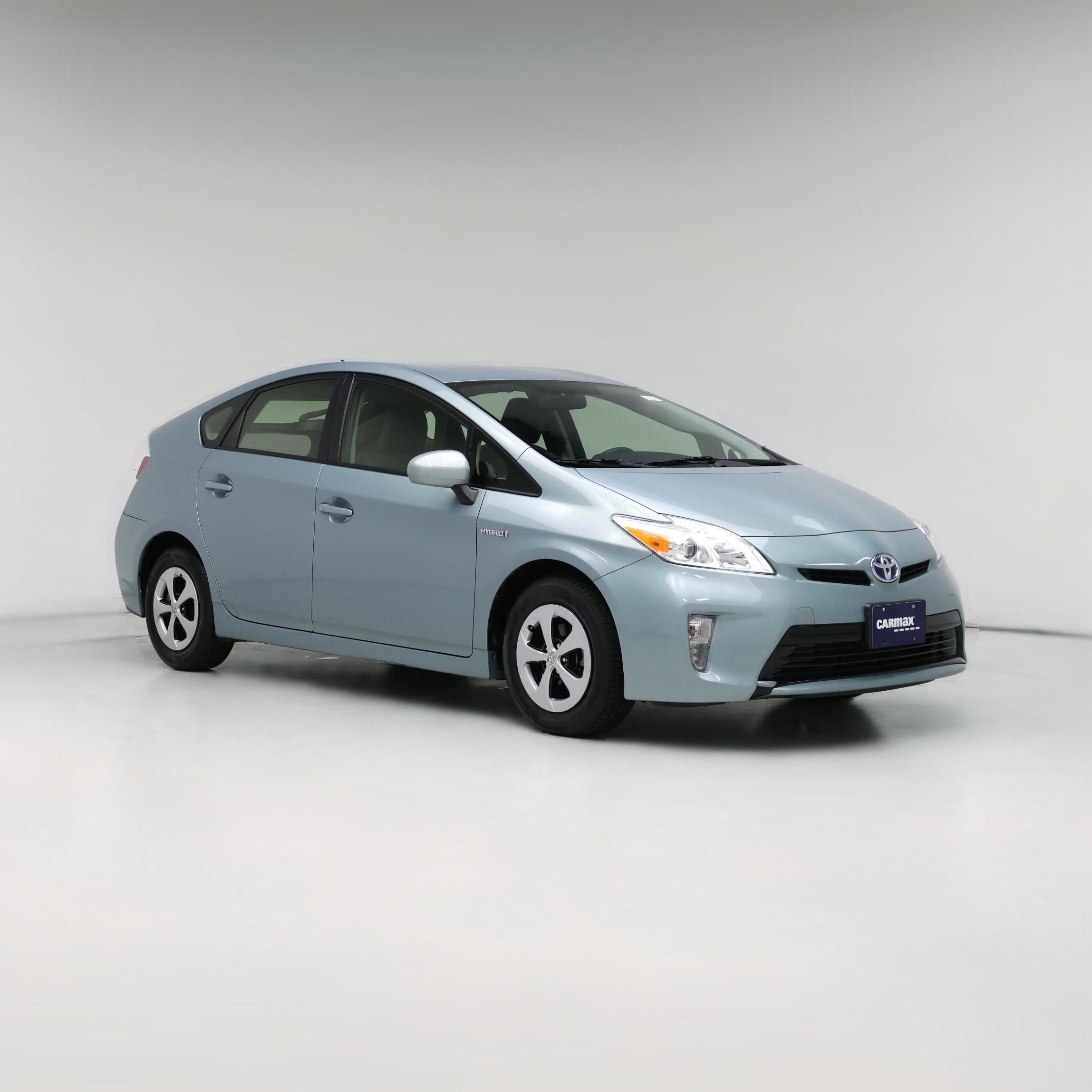 Thumbnail: 2015 Toyota Prius - 1