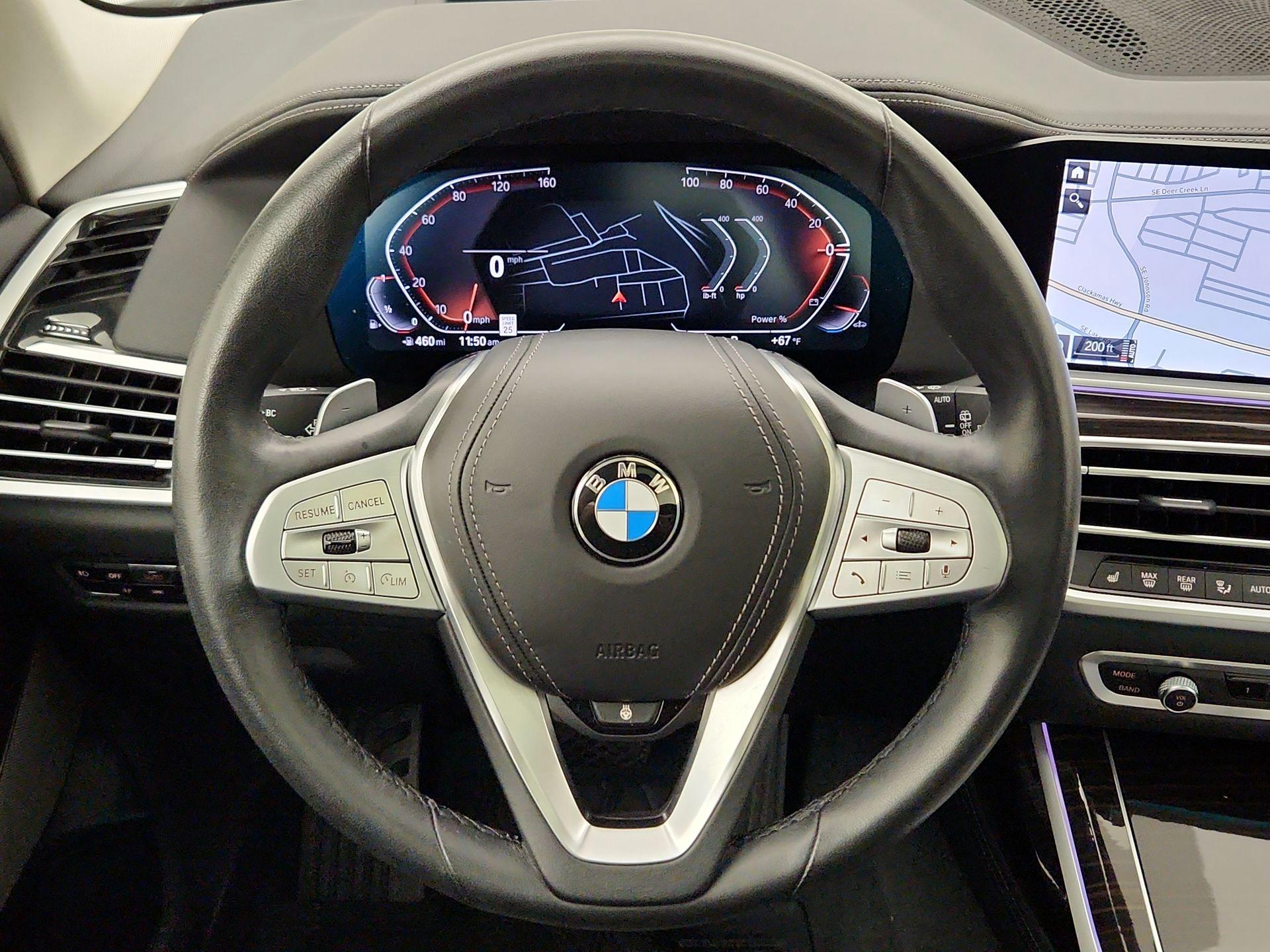 Thumbnail: 2021 BMW X7 - 10