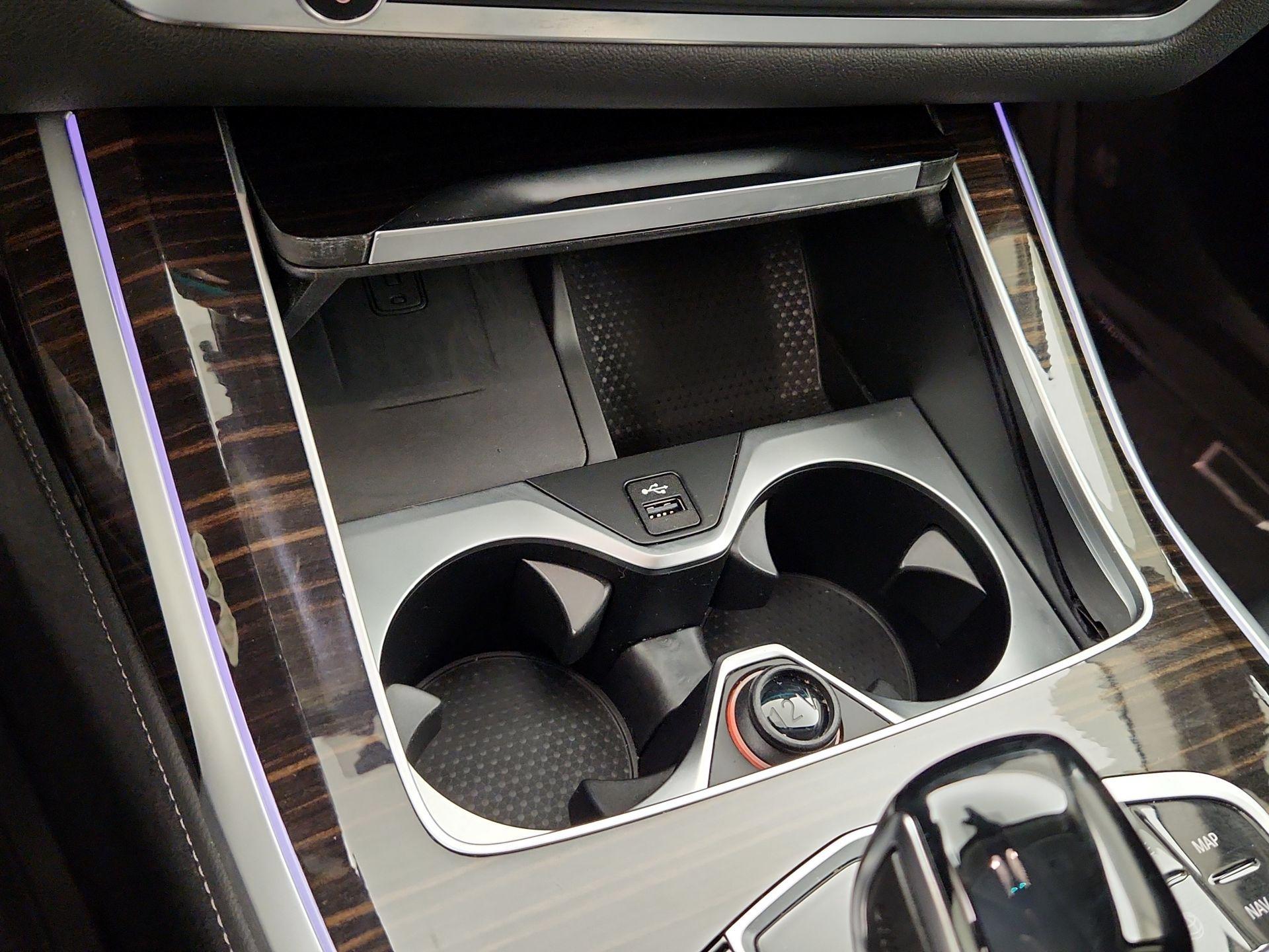 Thumbnail: 2021 BMW X7 - 19