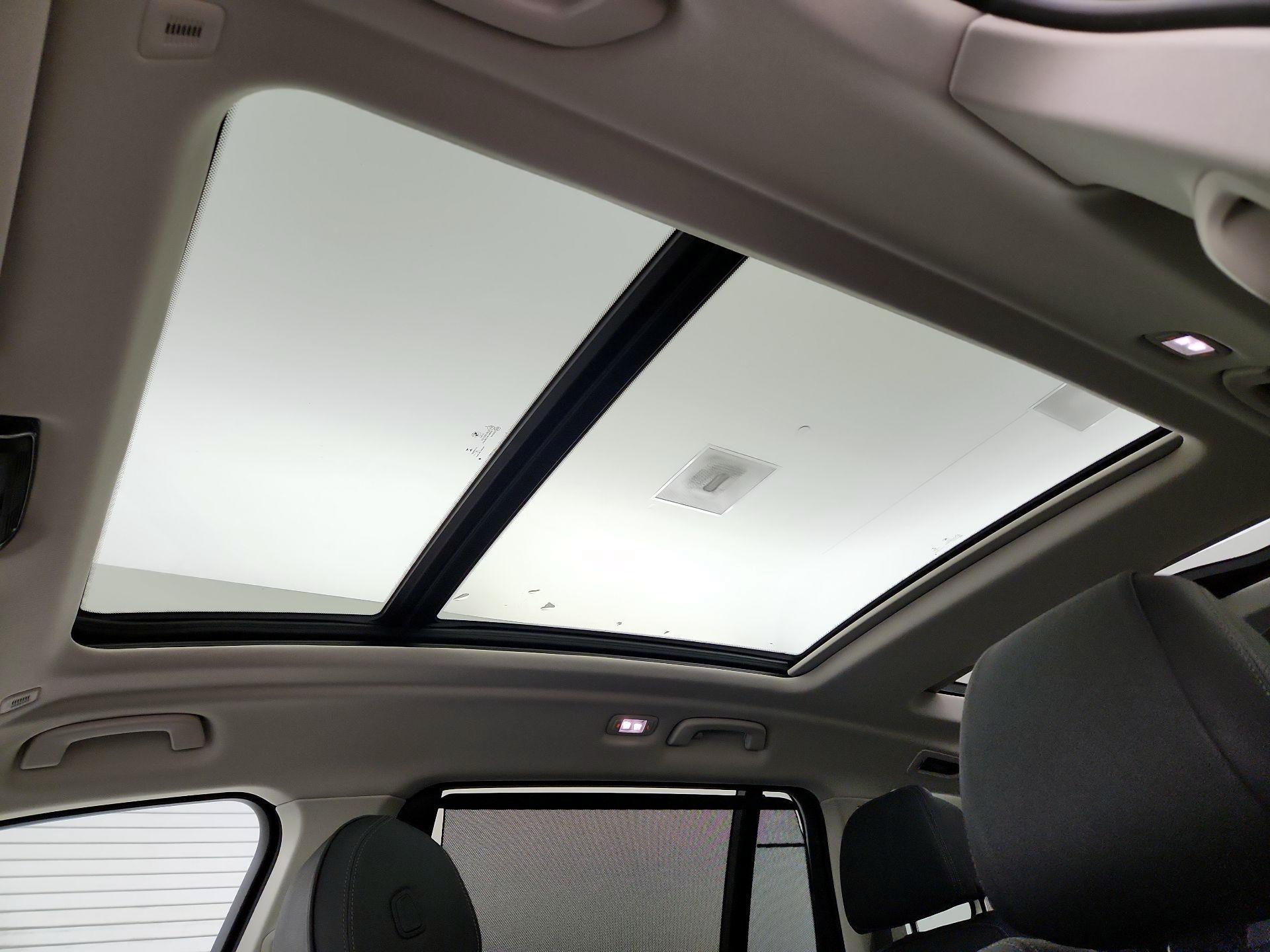 Thumbnail: 2021 BMW X7 - 20