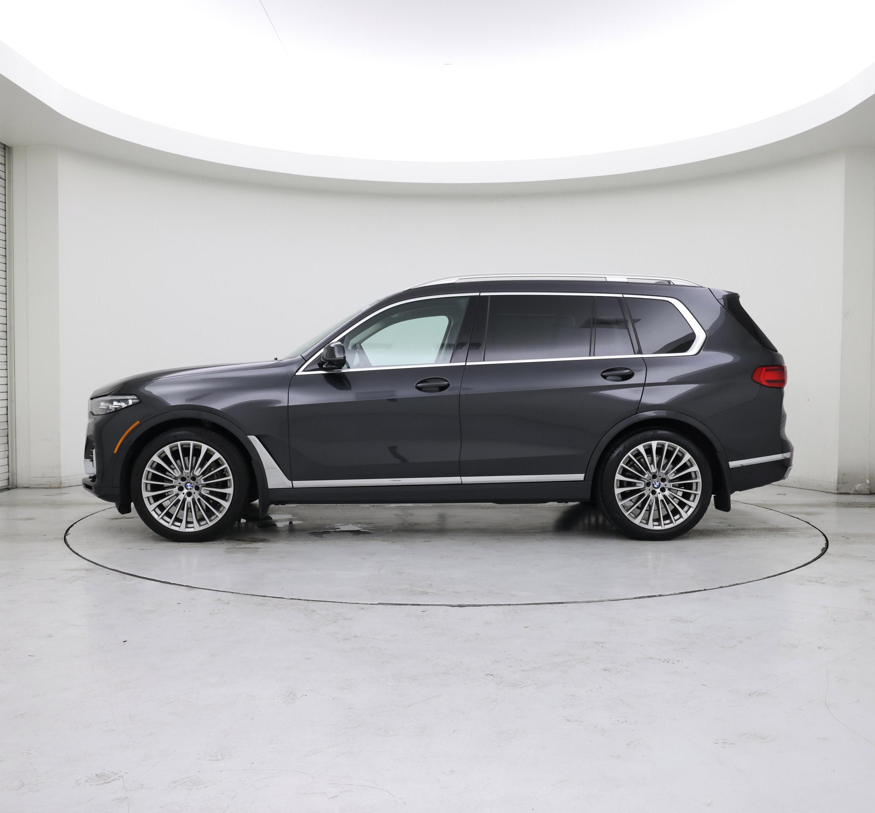 Thumbnail: 2021 BMW X7 - 3