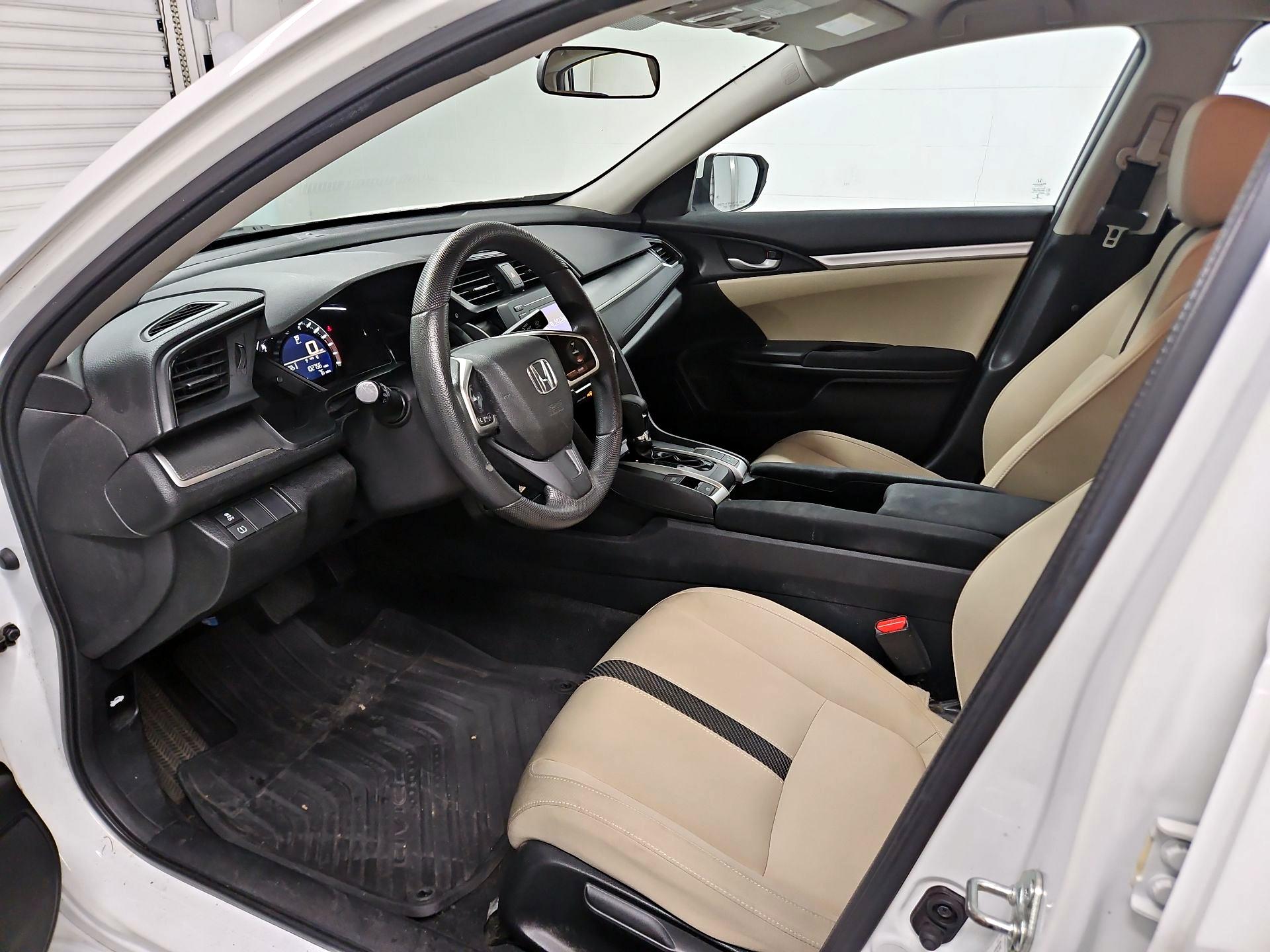 Thumbnail: 2016 Honda Civic - 11