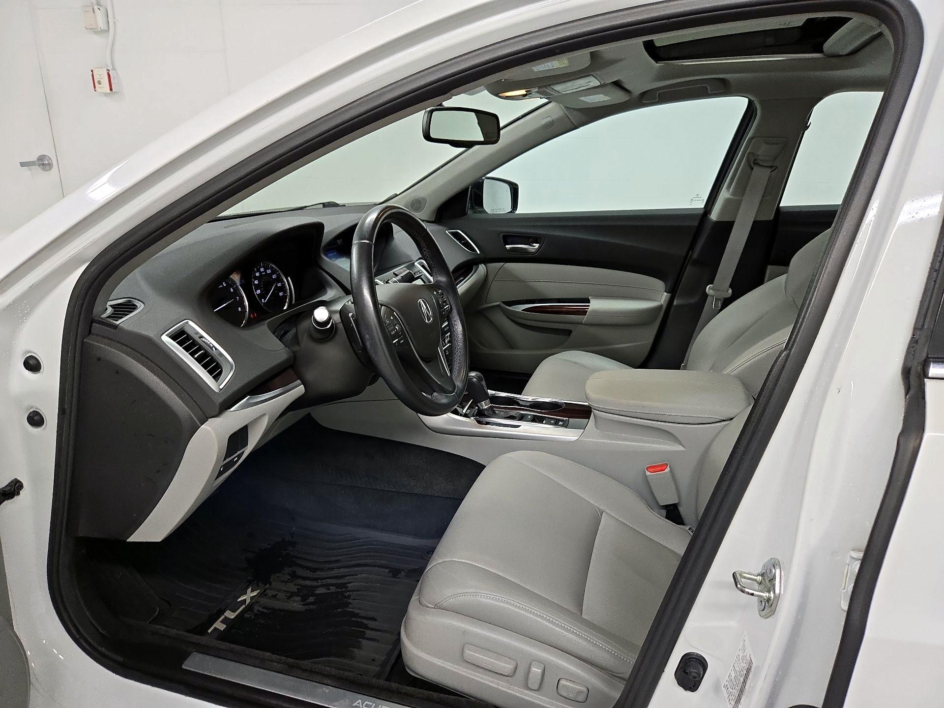 Thumbnail: 2016 Acura TLX - 11