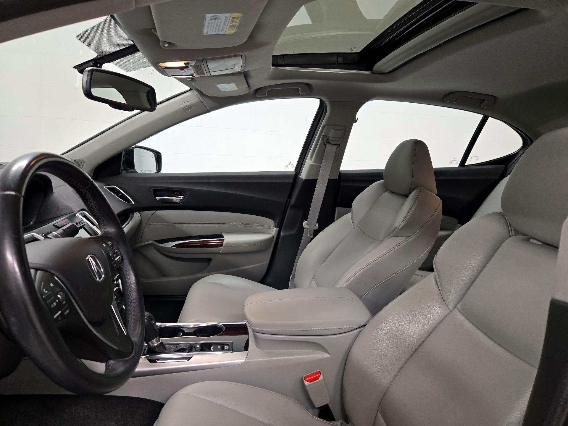 Thumbnail: 2016 Acura TLX - 19