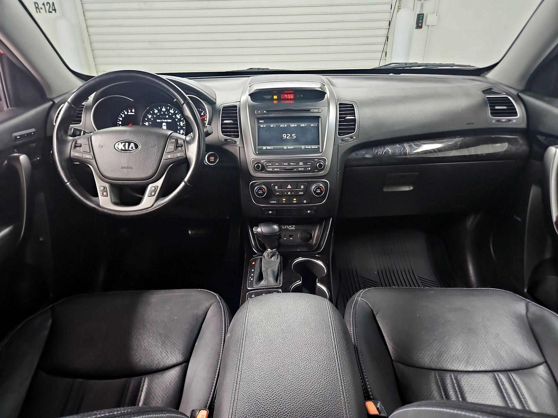 Thumbnail: 2015 Kia Sorento - 9