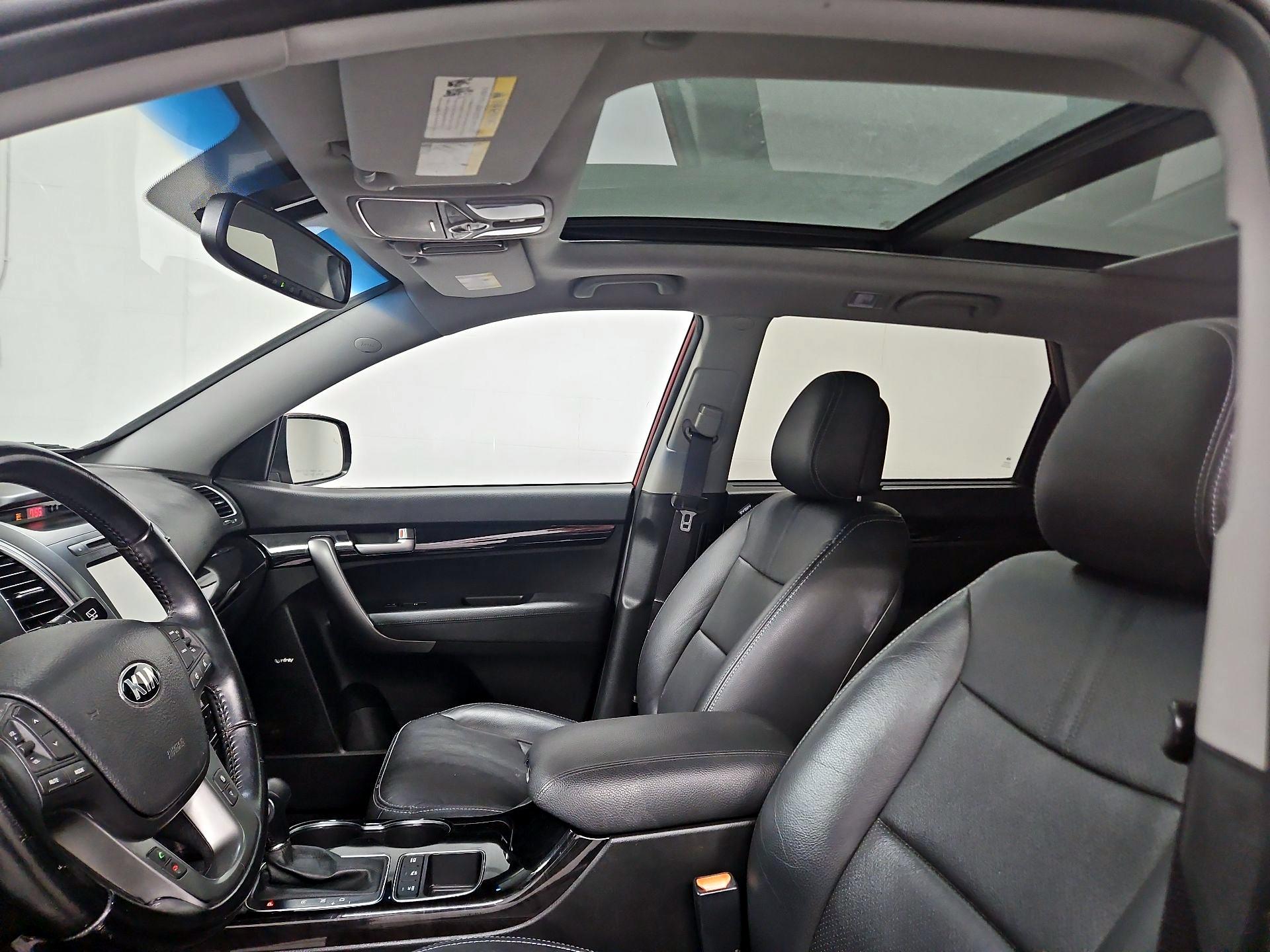 Thumbnail: 2015 Kia Sorento - 19