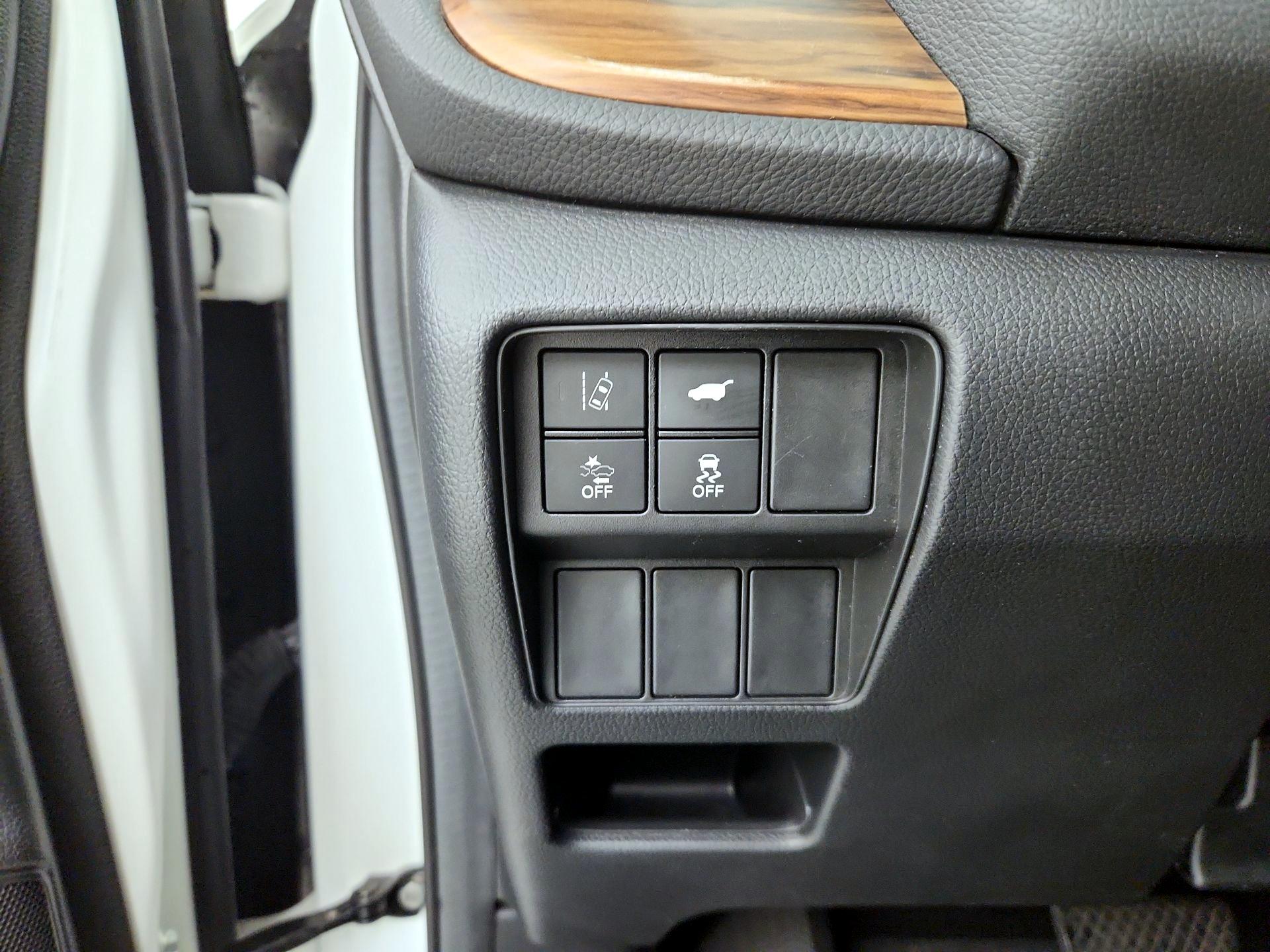 Thumbnail: 2018 Honda CR-V - 13