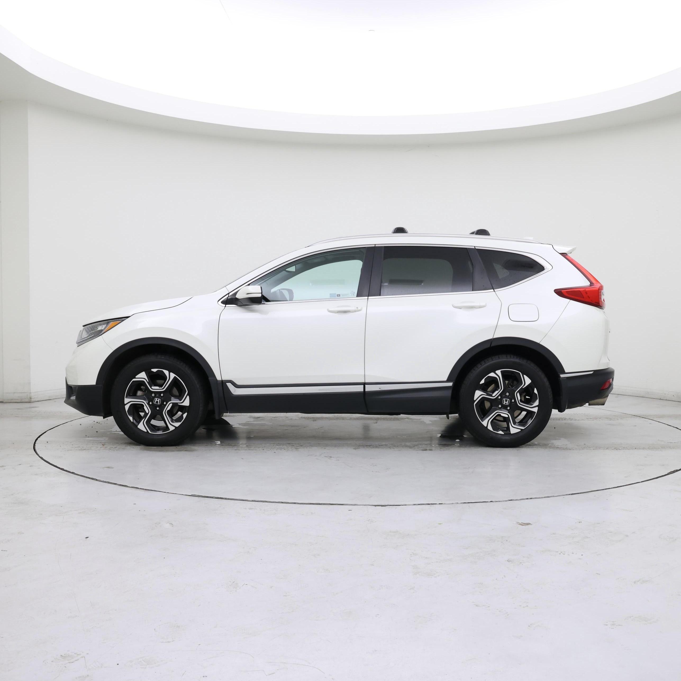 Thumbnail: 2018 Honda CR-V - 3