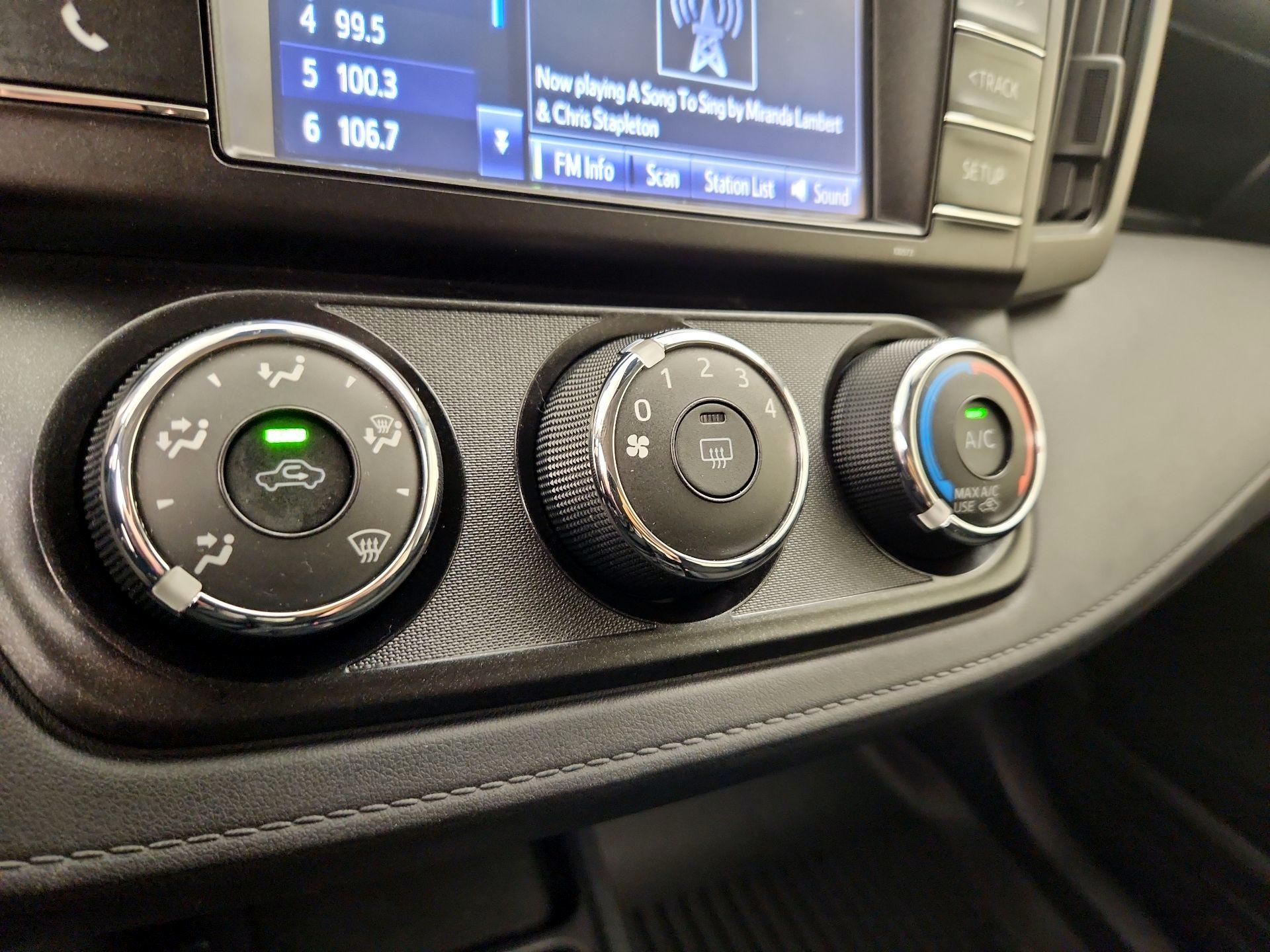 Thumbnail: 2017 Toyota RAV4 - 16