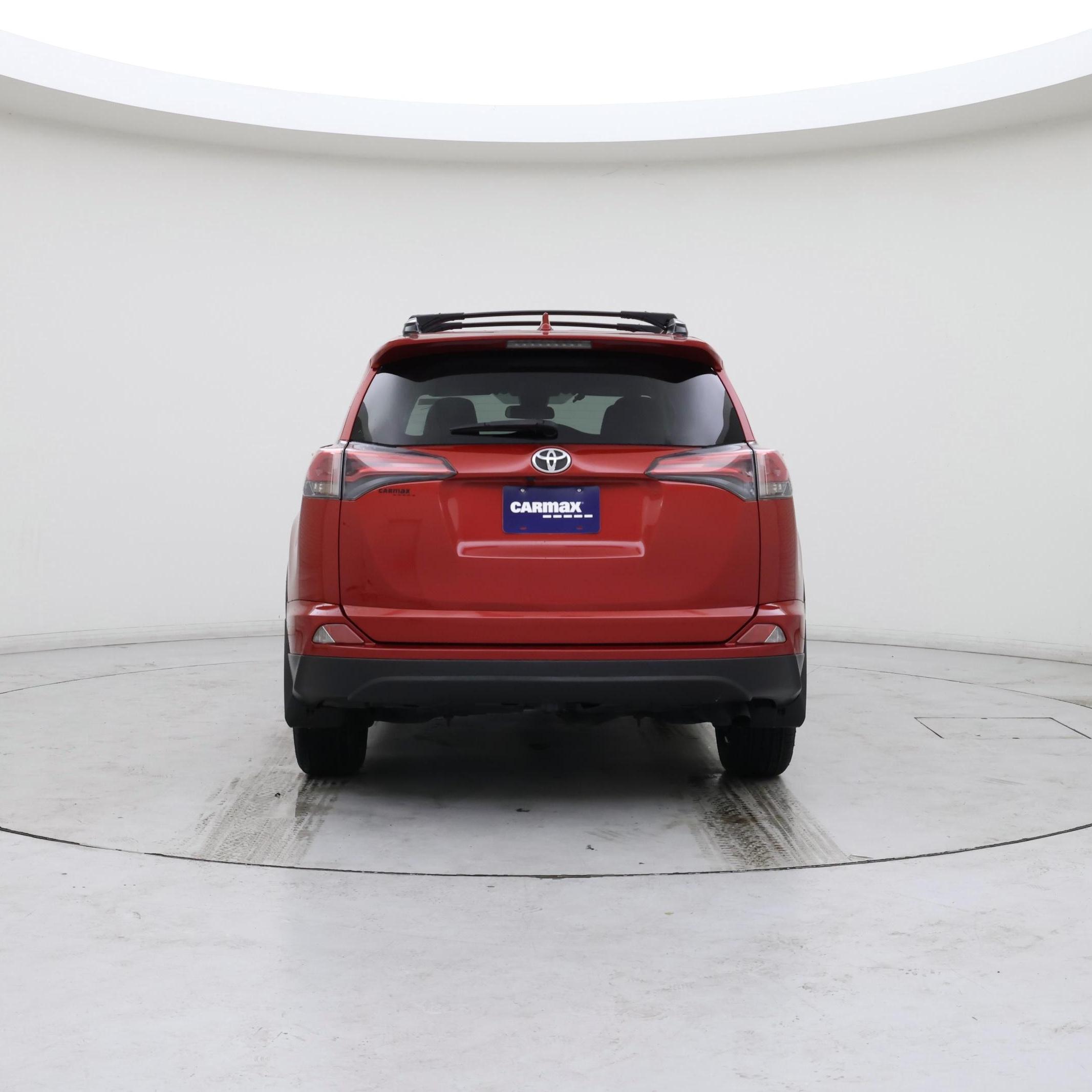 Thumbnail: 2017 Toyota RAV4 - 6