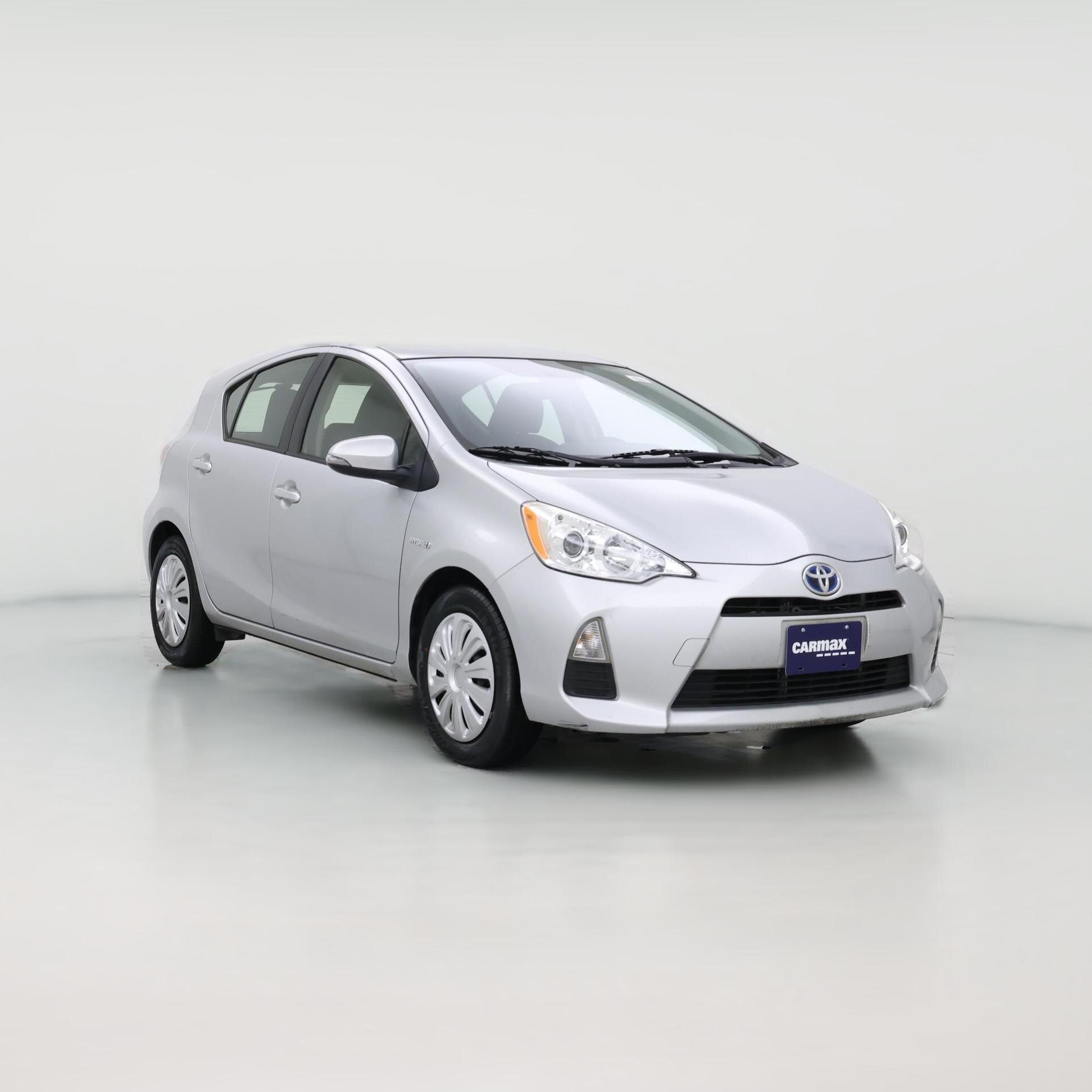 Thumbnail: 2014 Toyota Prius c - 1