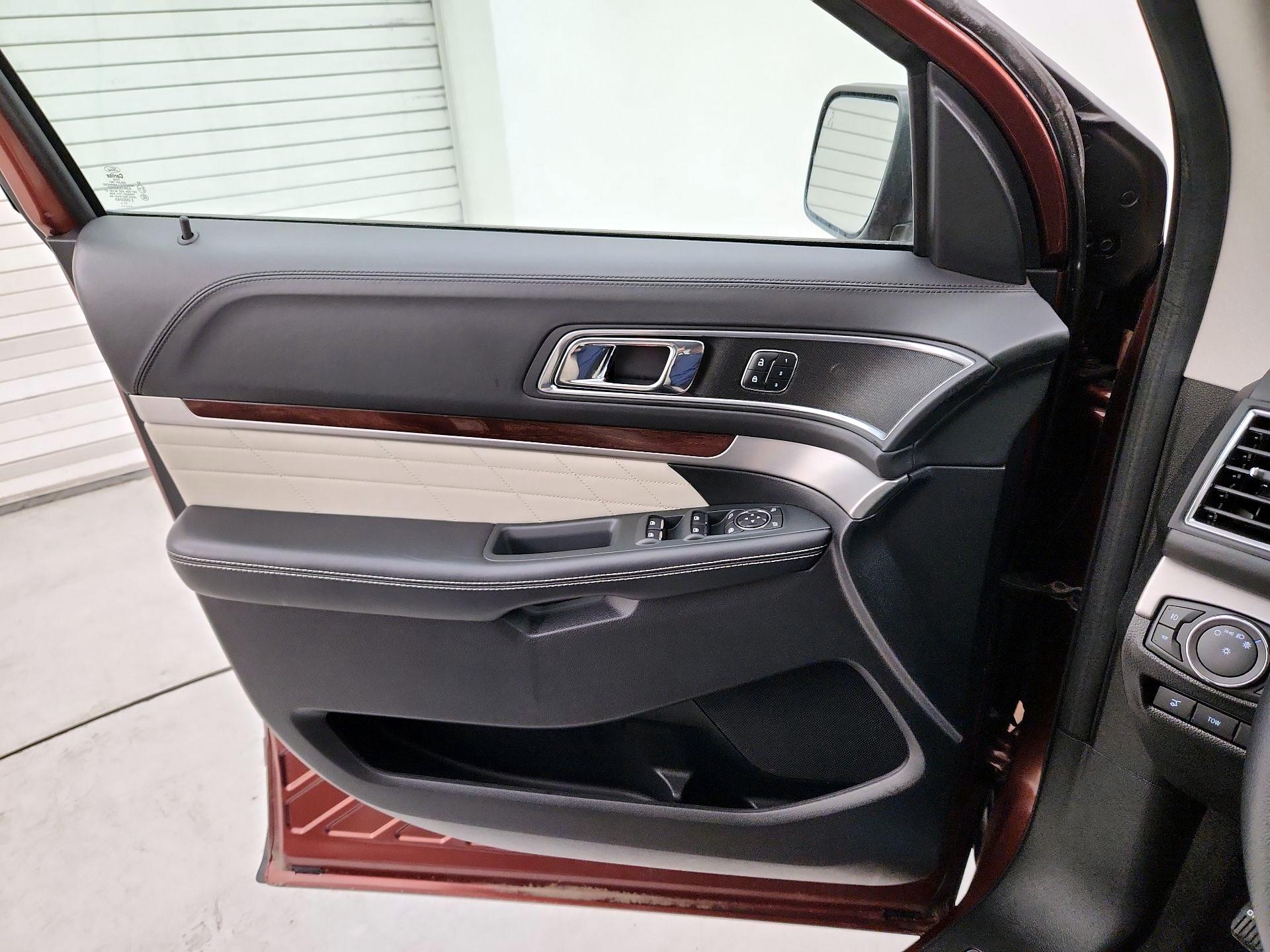 Thumbnail: 2018 Ford Explorer - 12