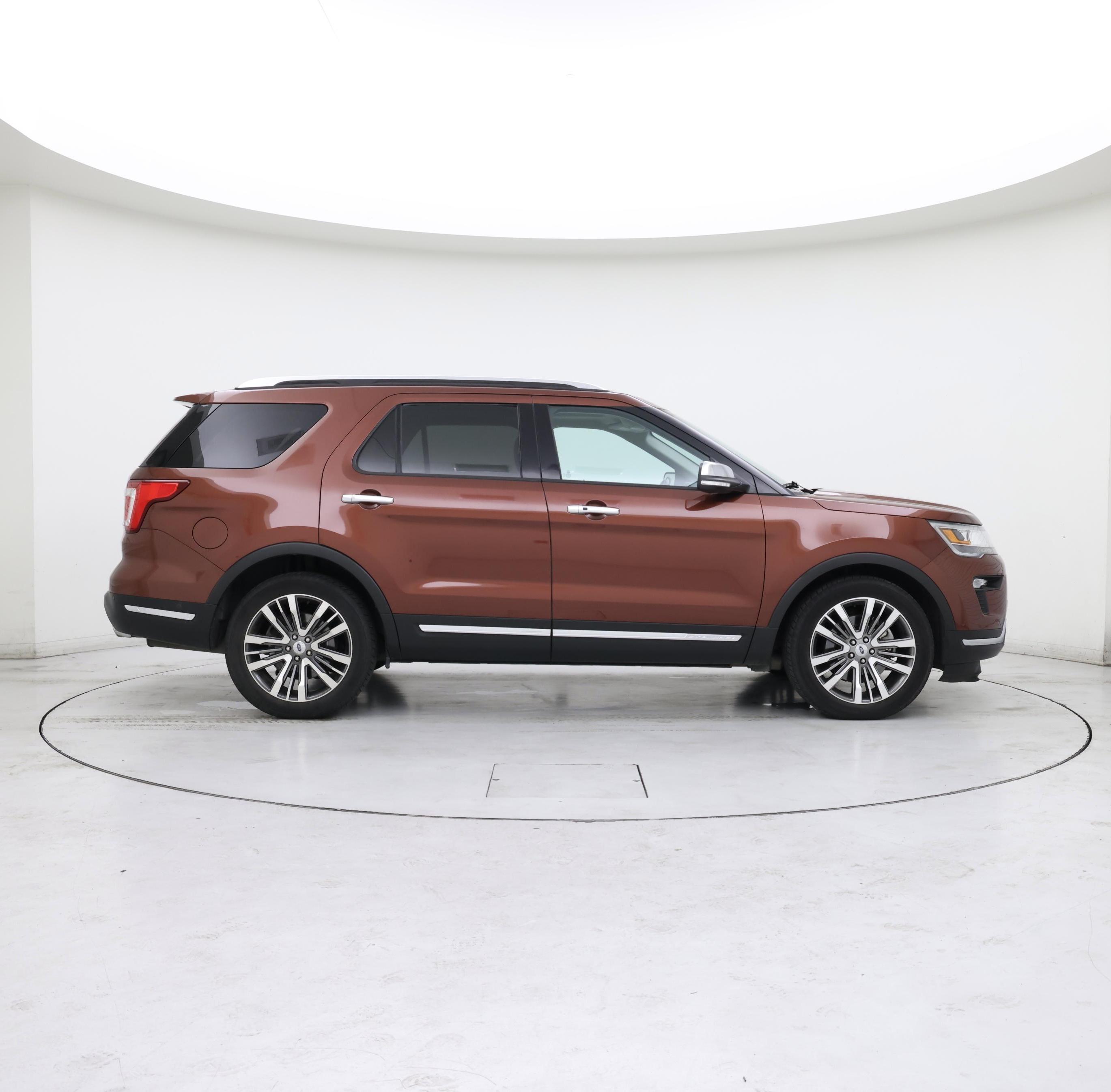 Thumbnail: 2018 Ford Explorer - 7