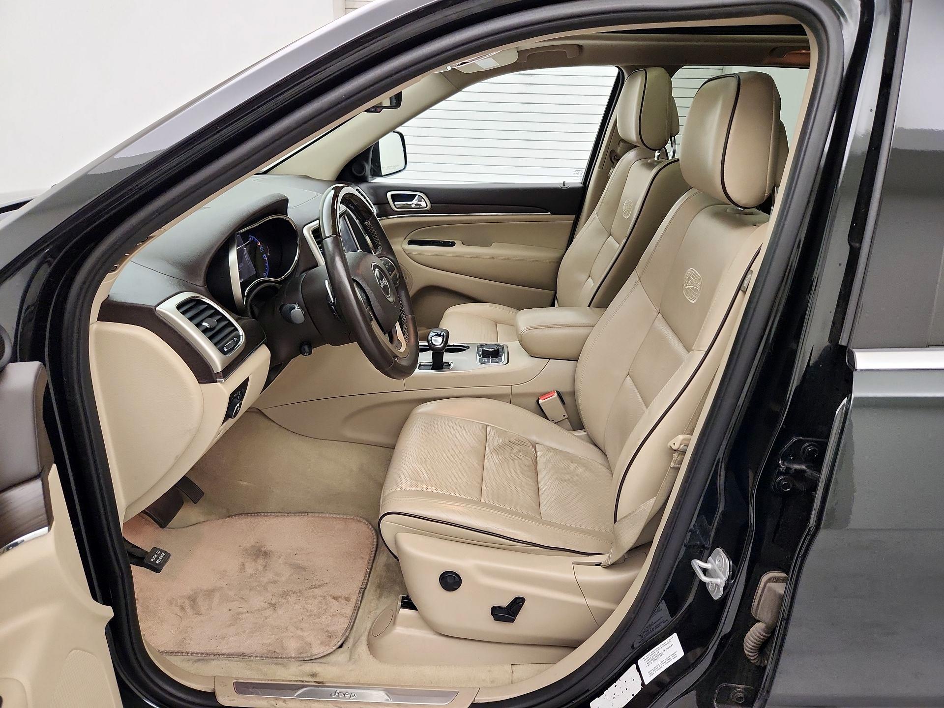 Thumbnail: 2014 Jeep Grand Cherokee - 11