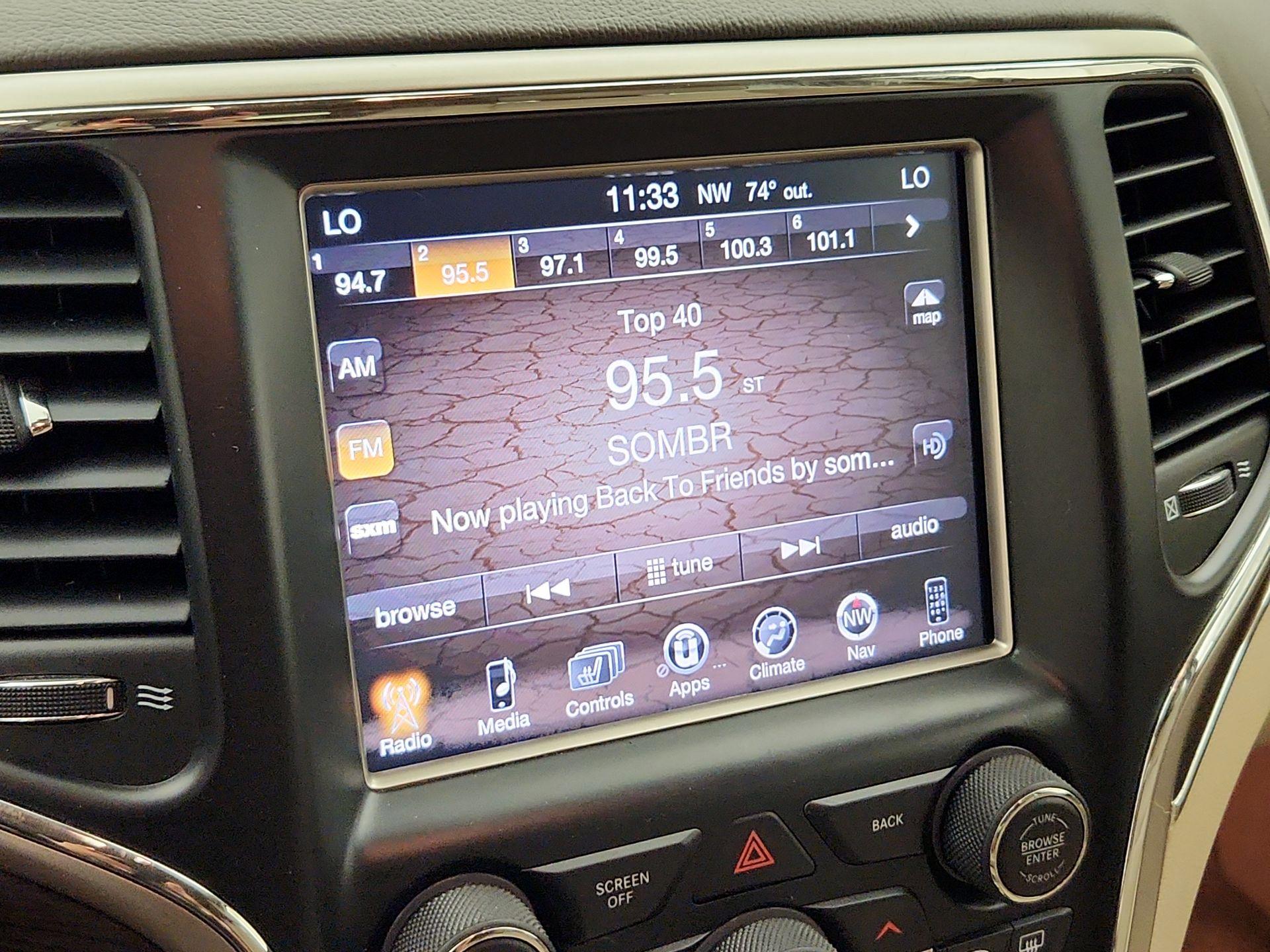 Thumbnail: 2014 Jeep Grand Cherokee - 16