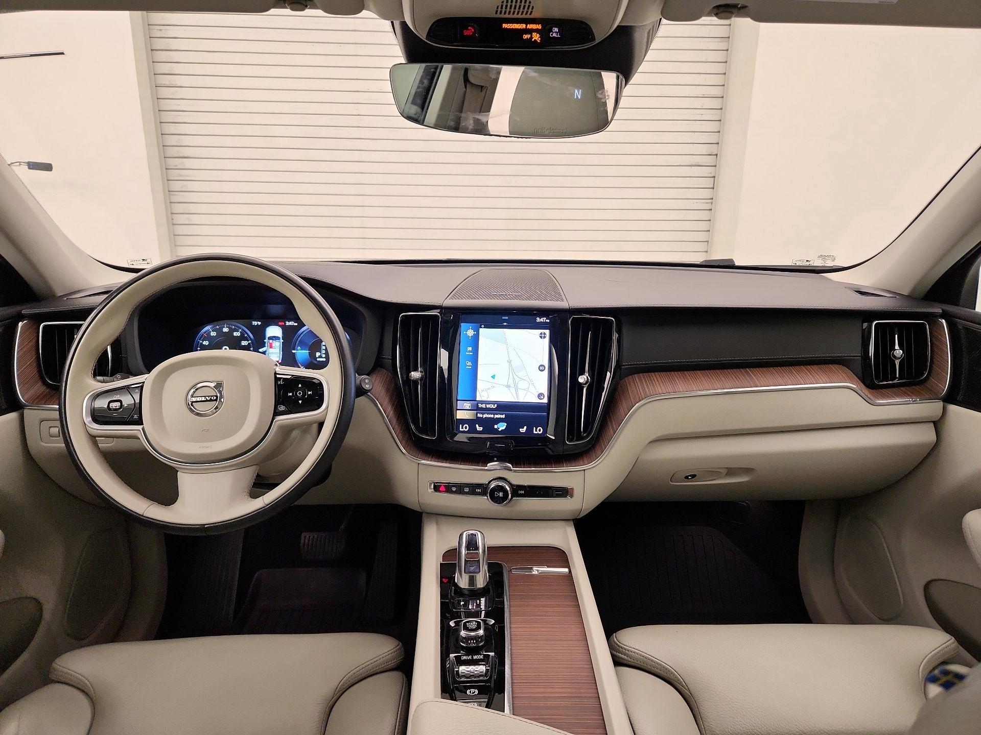 Thumbnail: 2019 Volvo XC60 - 9