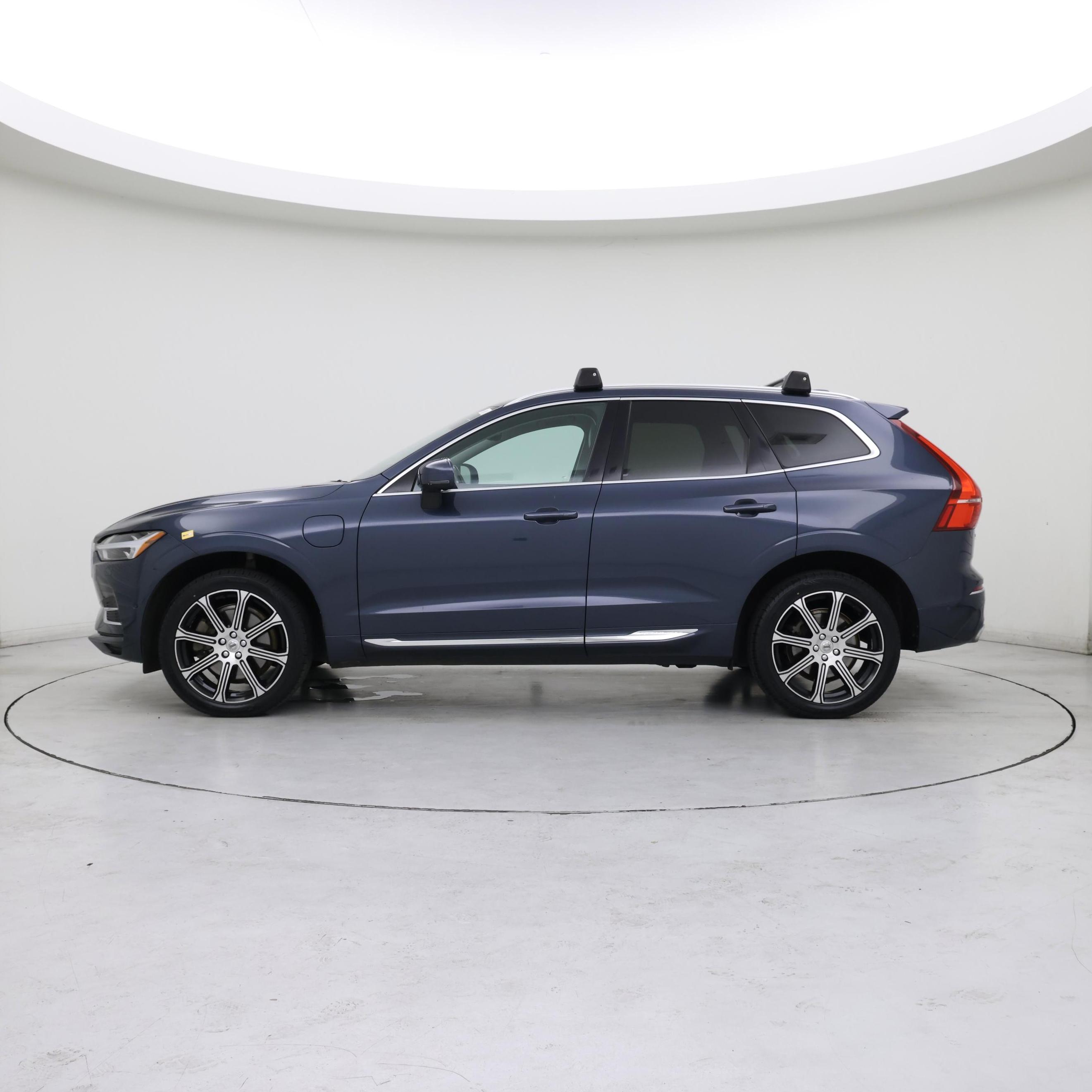 Thumbnail: 2019 Volvo XC60 - 3