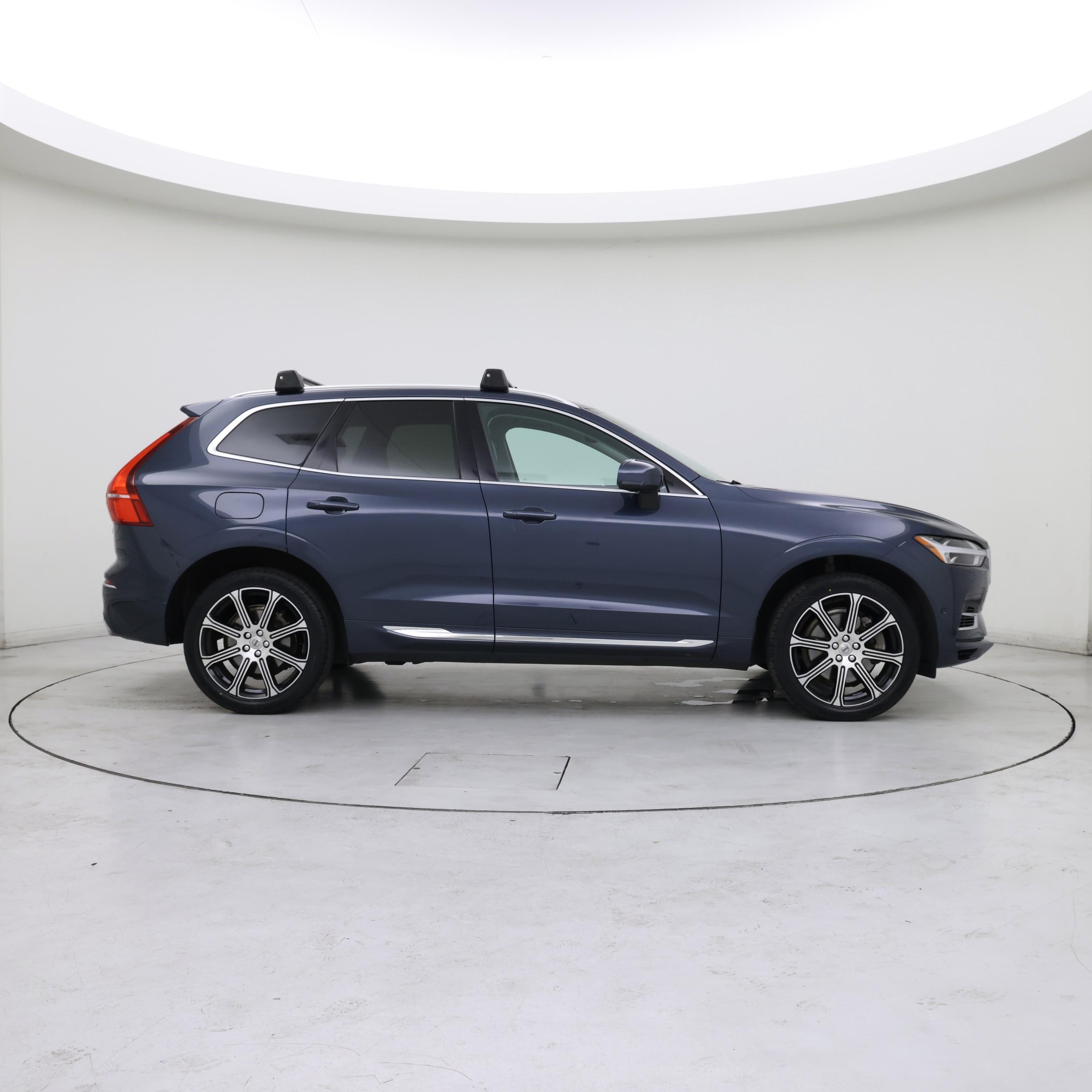 Thumbnail: 2019 Volvo XC60 - 7