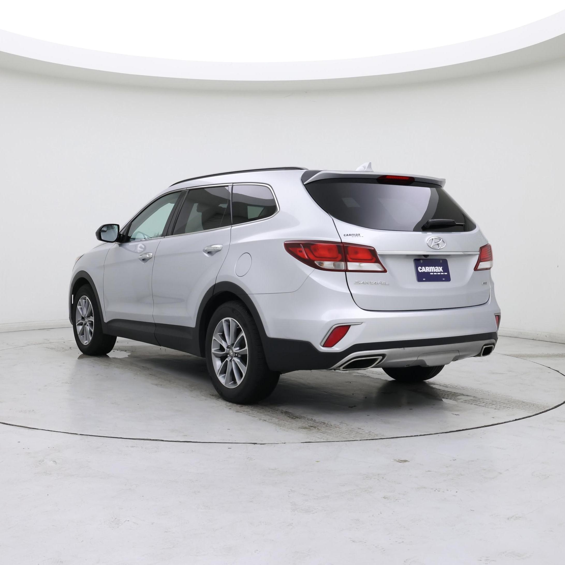 Thumbnail: 2017 Hyundai Santa Fe - 2