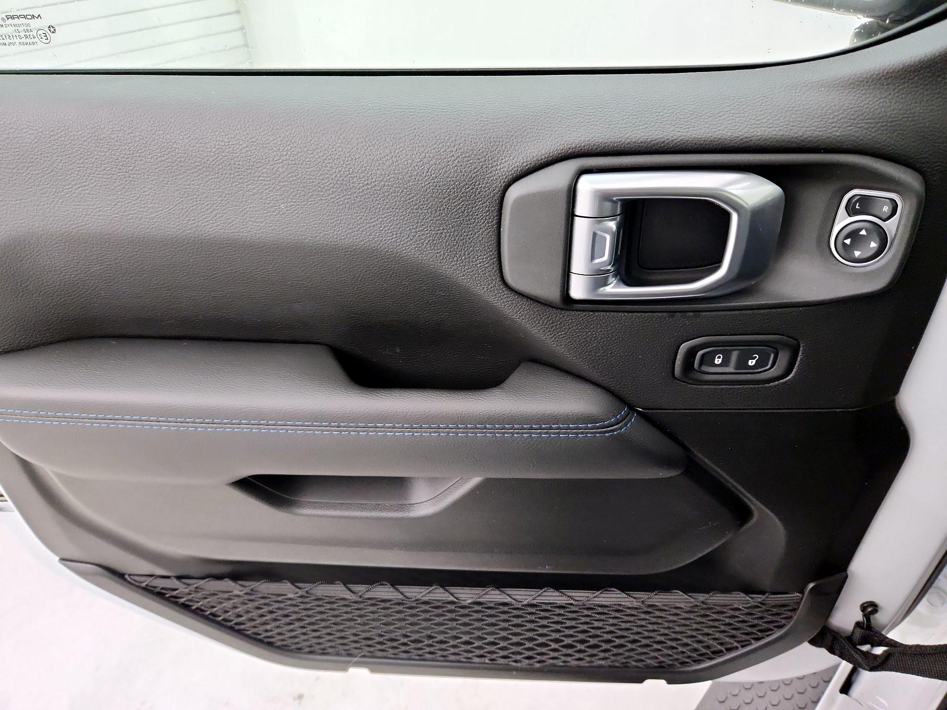 Thumbnail: 2021 Jeep Wrangler - 12