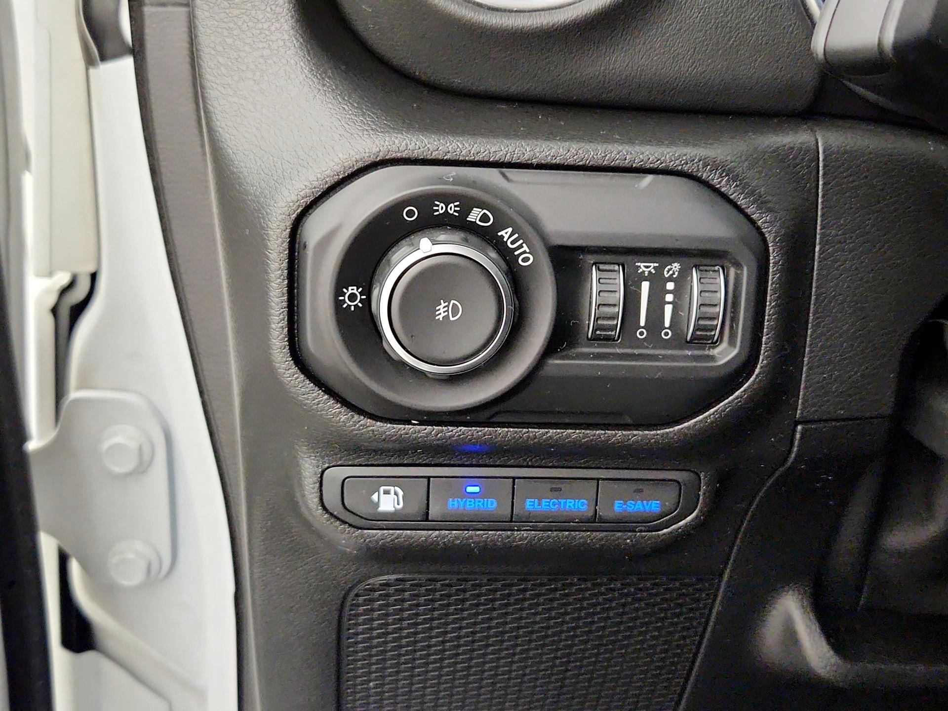 Thumbnail: 2021 Jeep Wrangler - 13